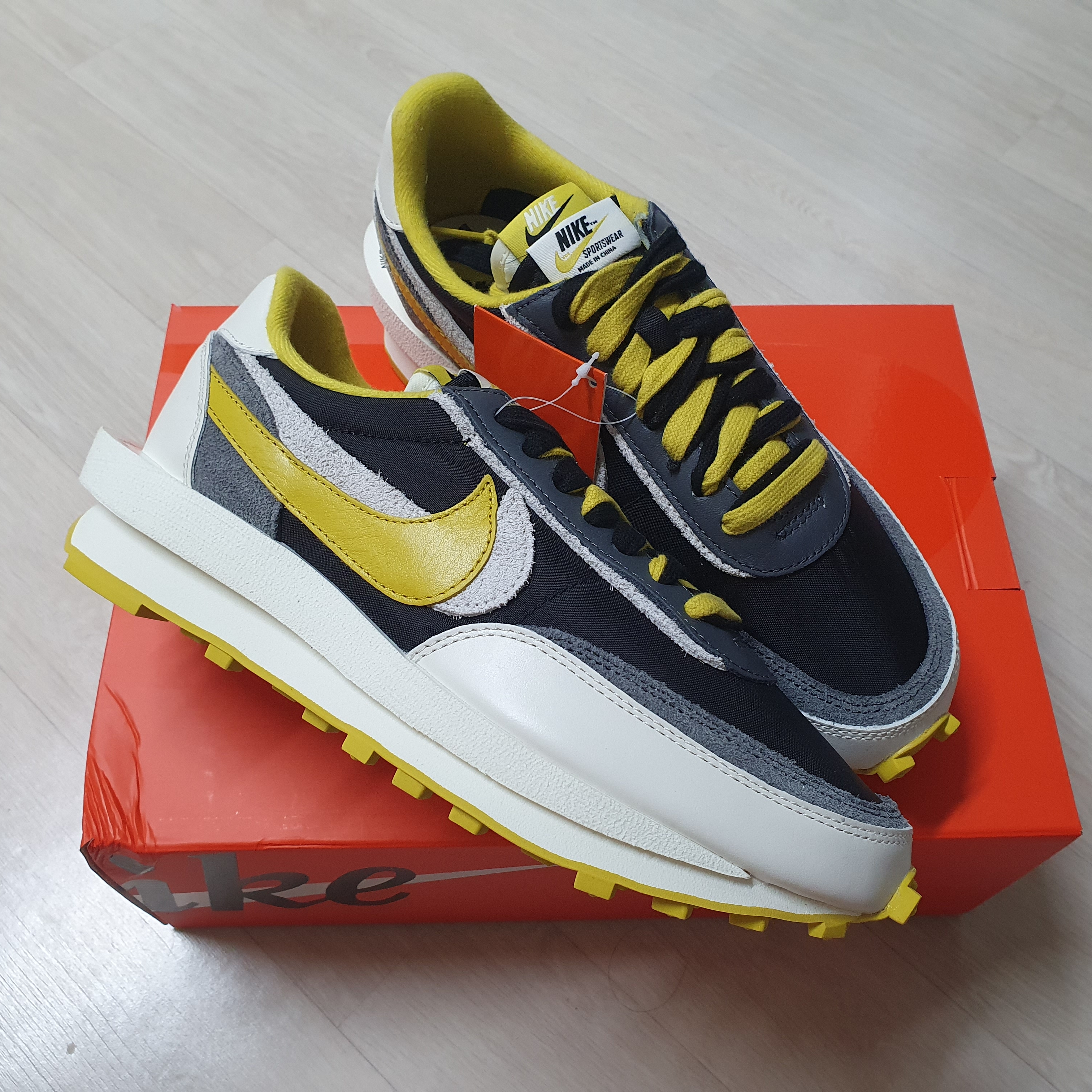 Nike x Sacai x Undercover LDWaffle Black Bright Citron 착용 스타일