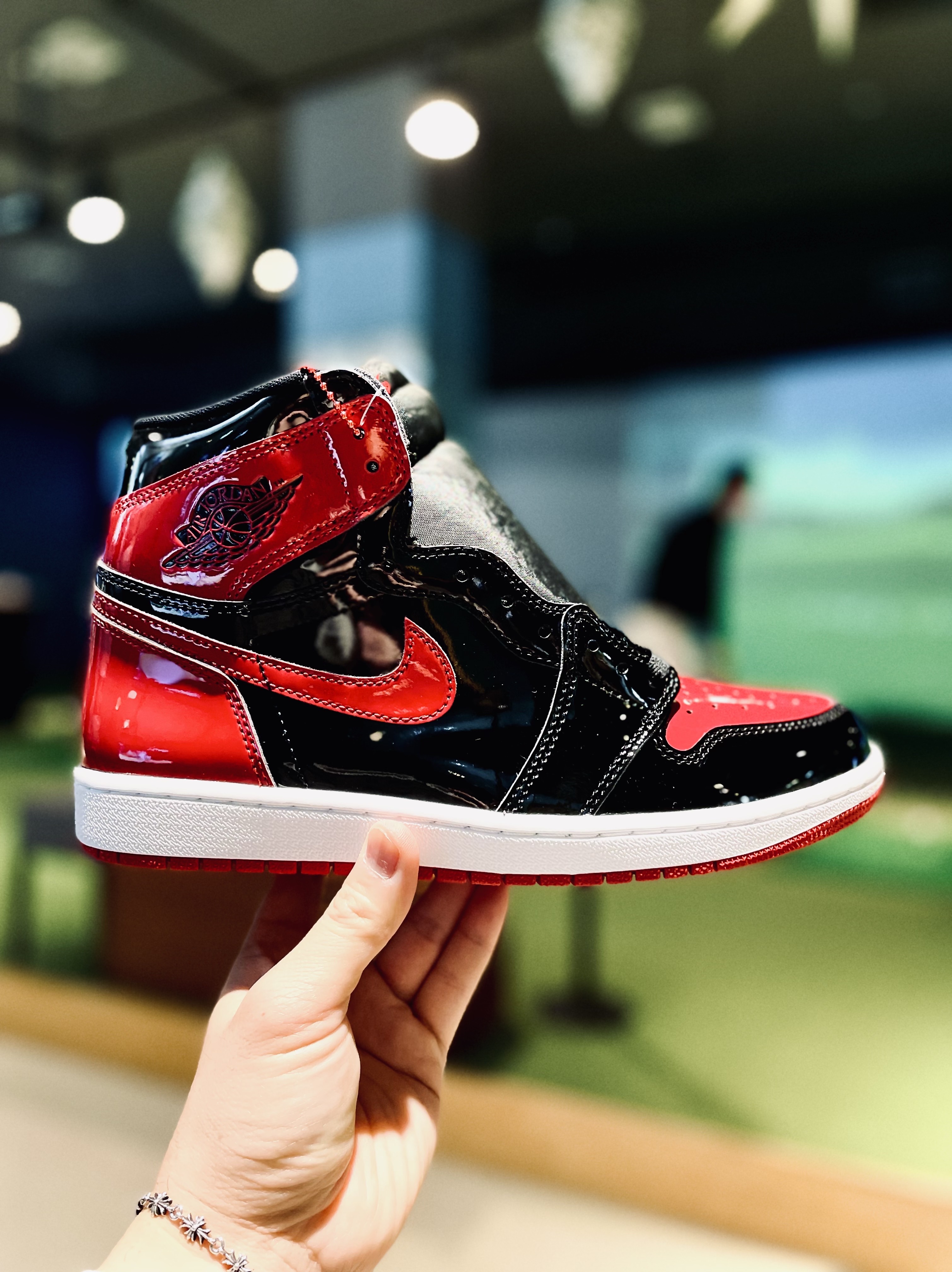 Jordan 1 Retro High OG Patent Bred 착용 스타일