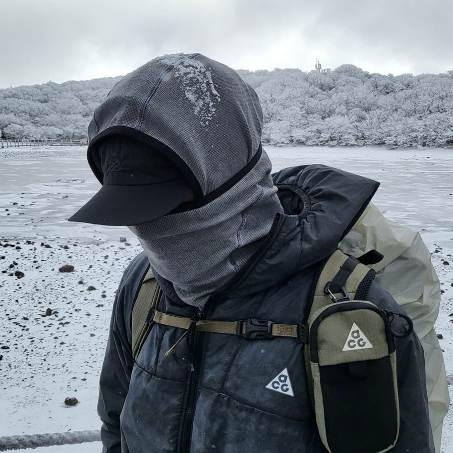 Nike ACG Warm AW84 Cap Black Anthracite, Nike NRG ACG Therma-Fit ADV Rope De Dope Black - Asia 착용 스타일