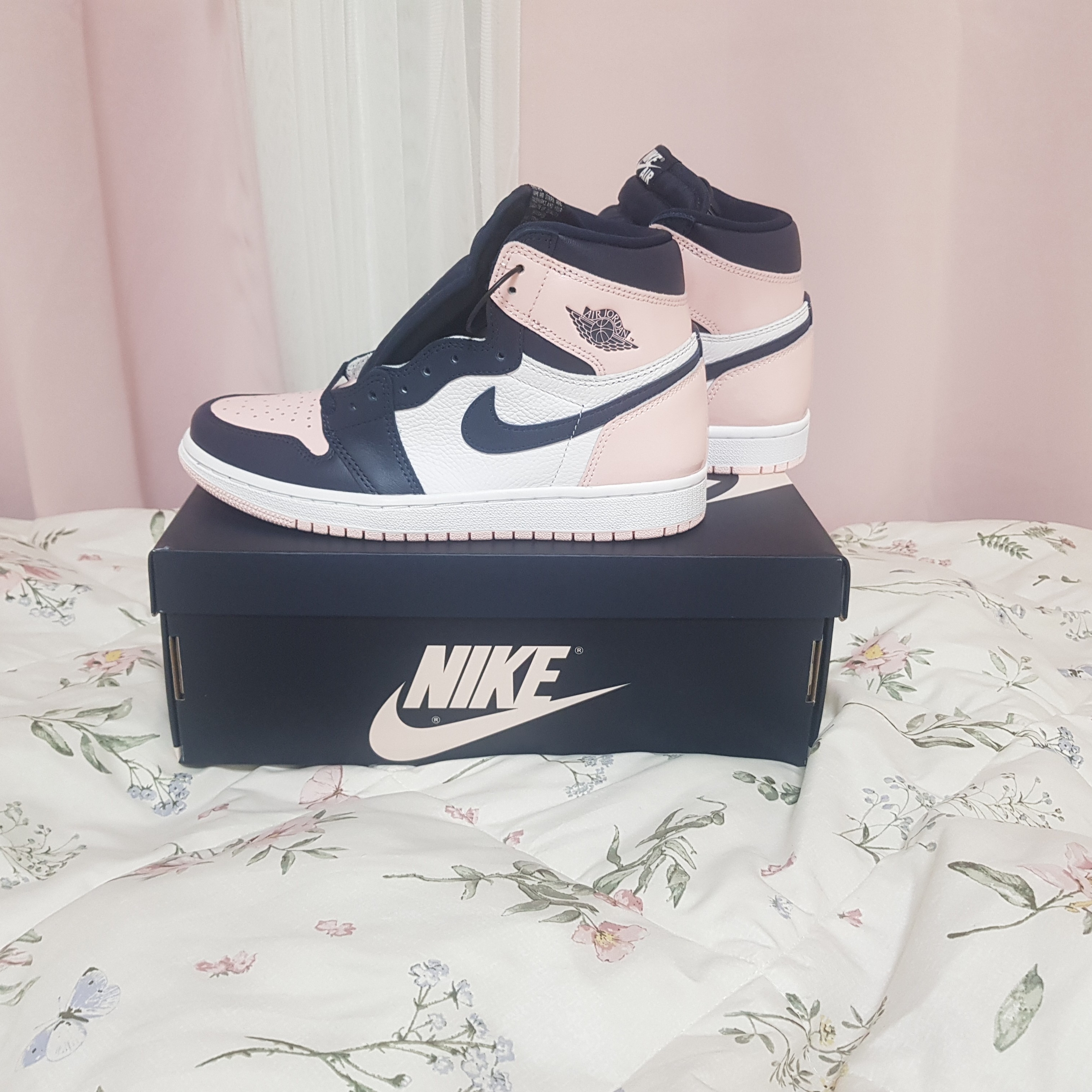 (W) Jordan 1 Retro High OG Atmosphere 착용 스타일