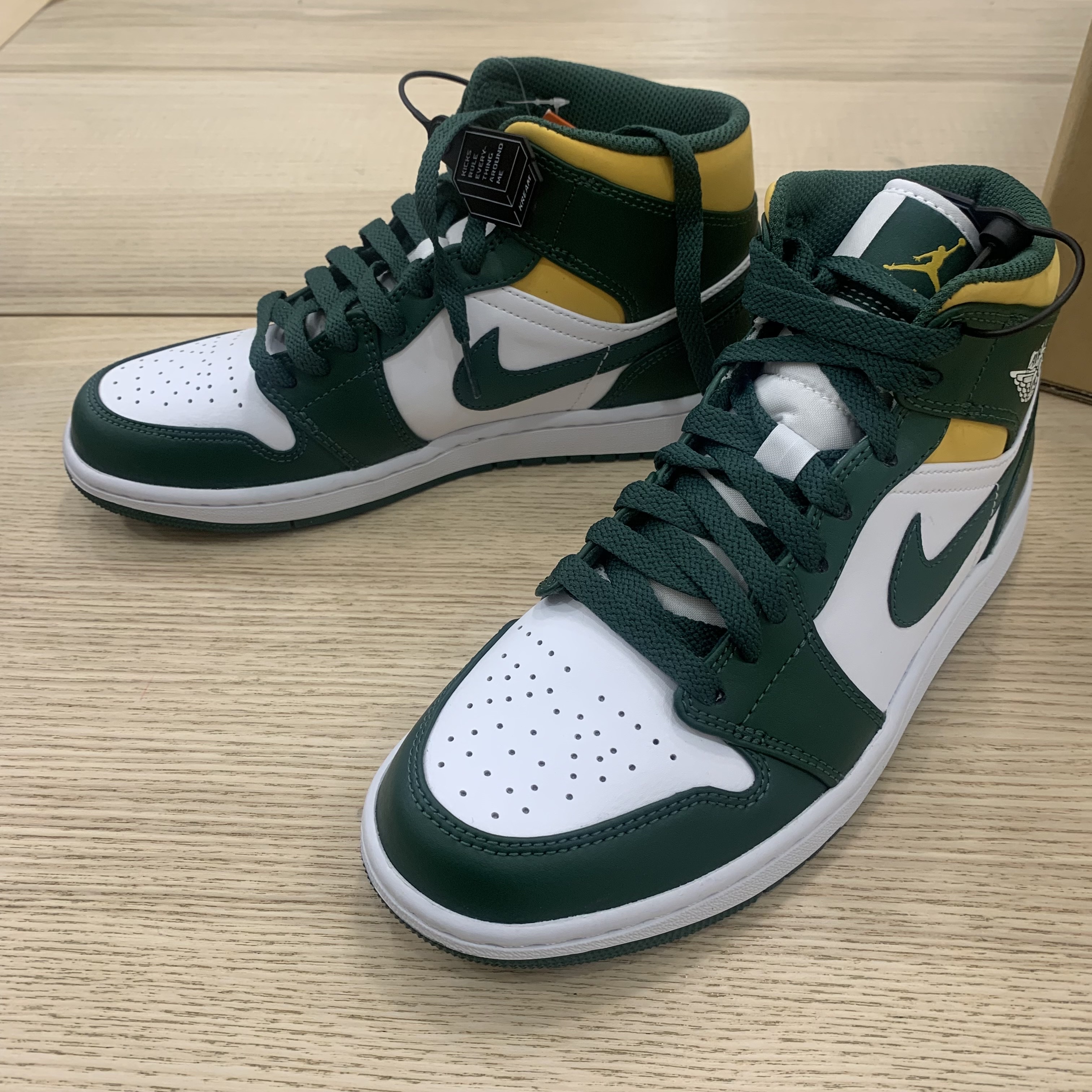 Jordan 1 Mid Sonics 2021 착용 스타일
