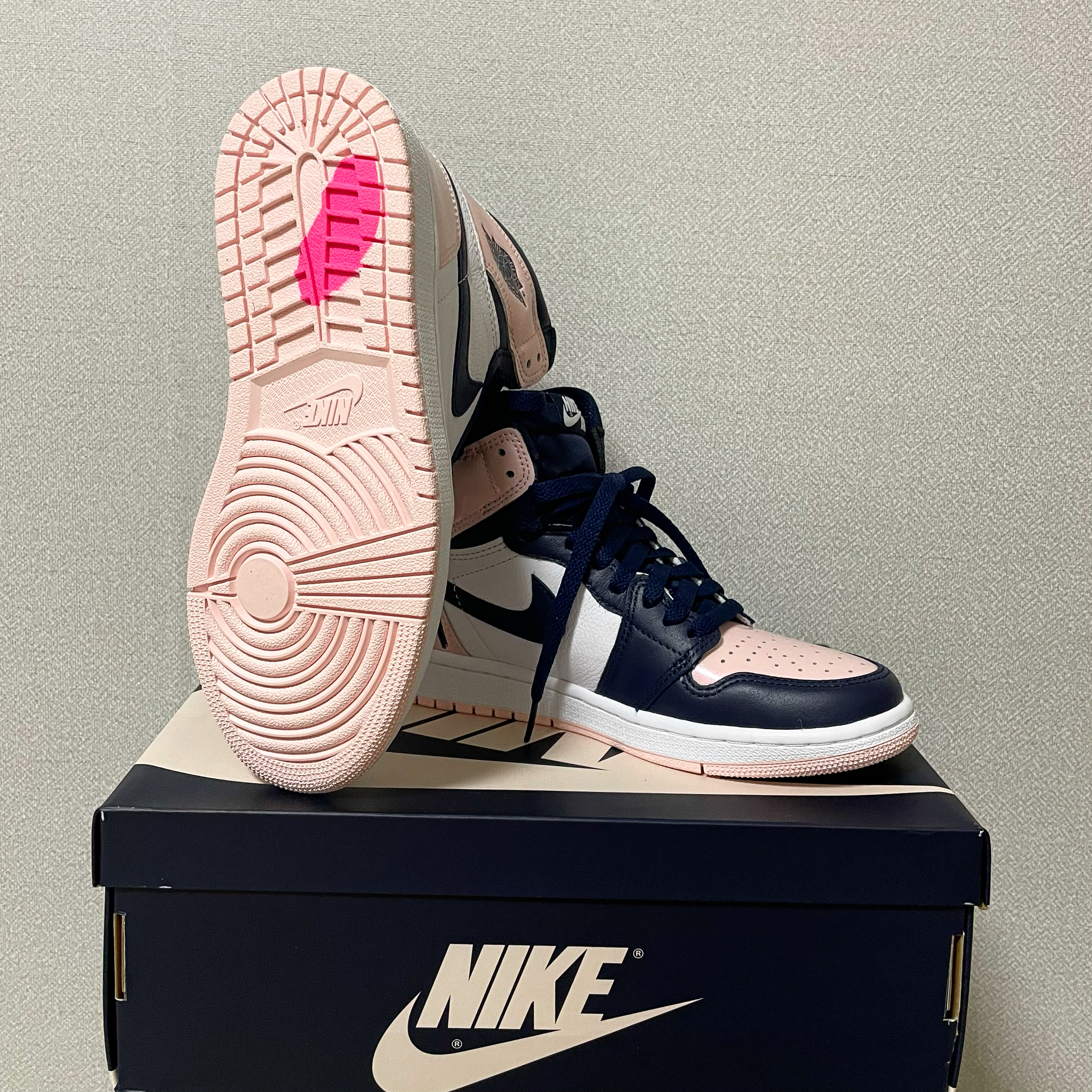 (W) Jordan 1 Retro High OG Atmosphere 착용 스타일 - 3