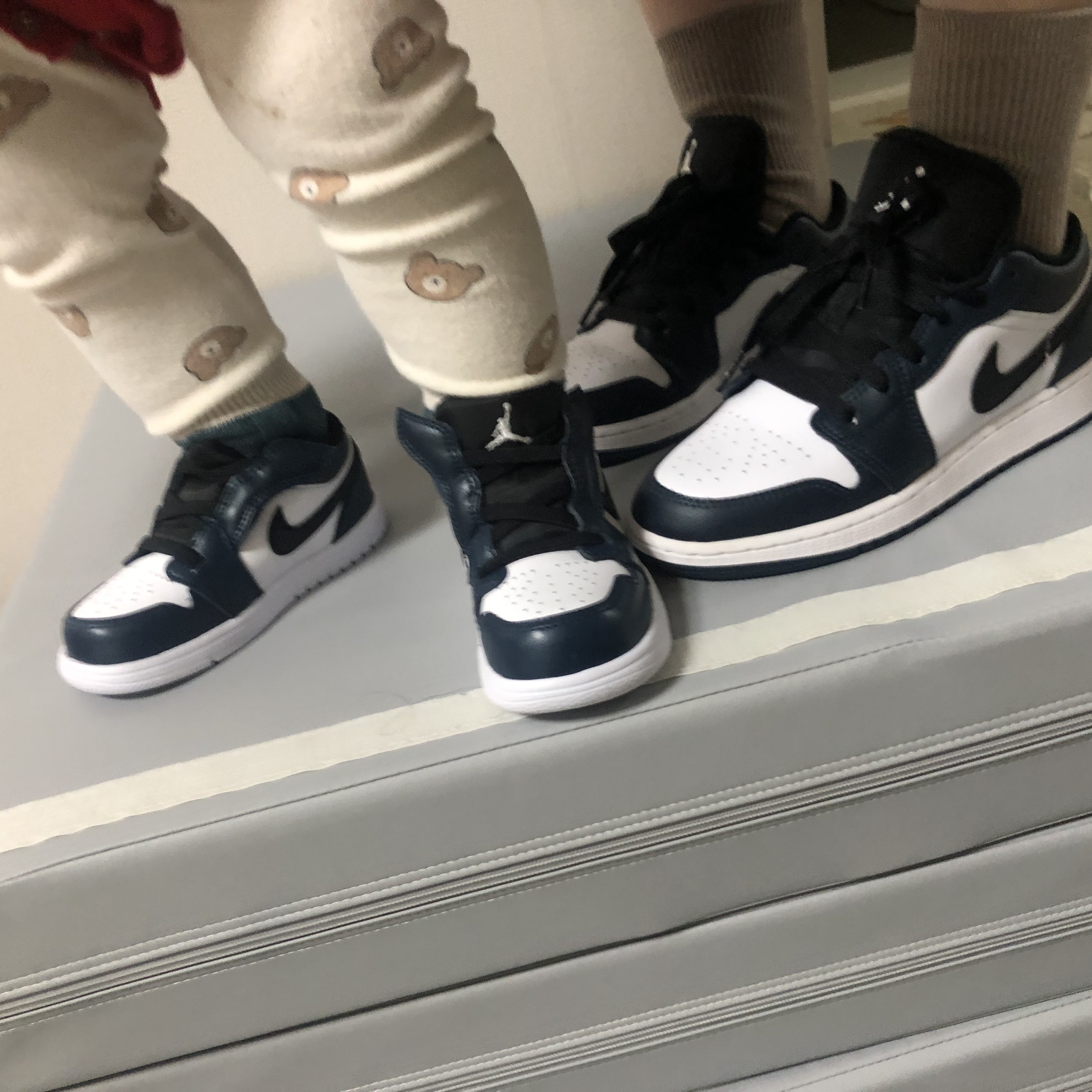 (PS) Jordan 1 Low Alt Armory Navy, (GS) Jordan 1 Low Armory Navy 착용 스타일 - 1