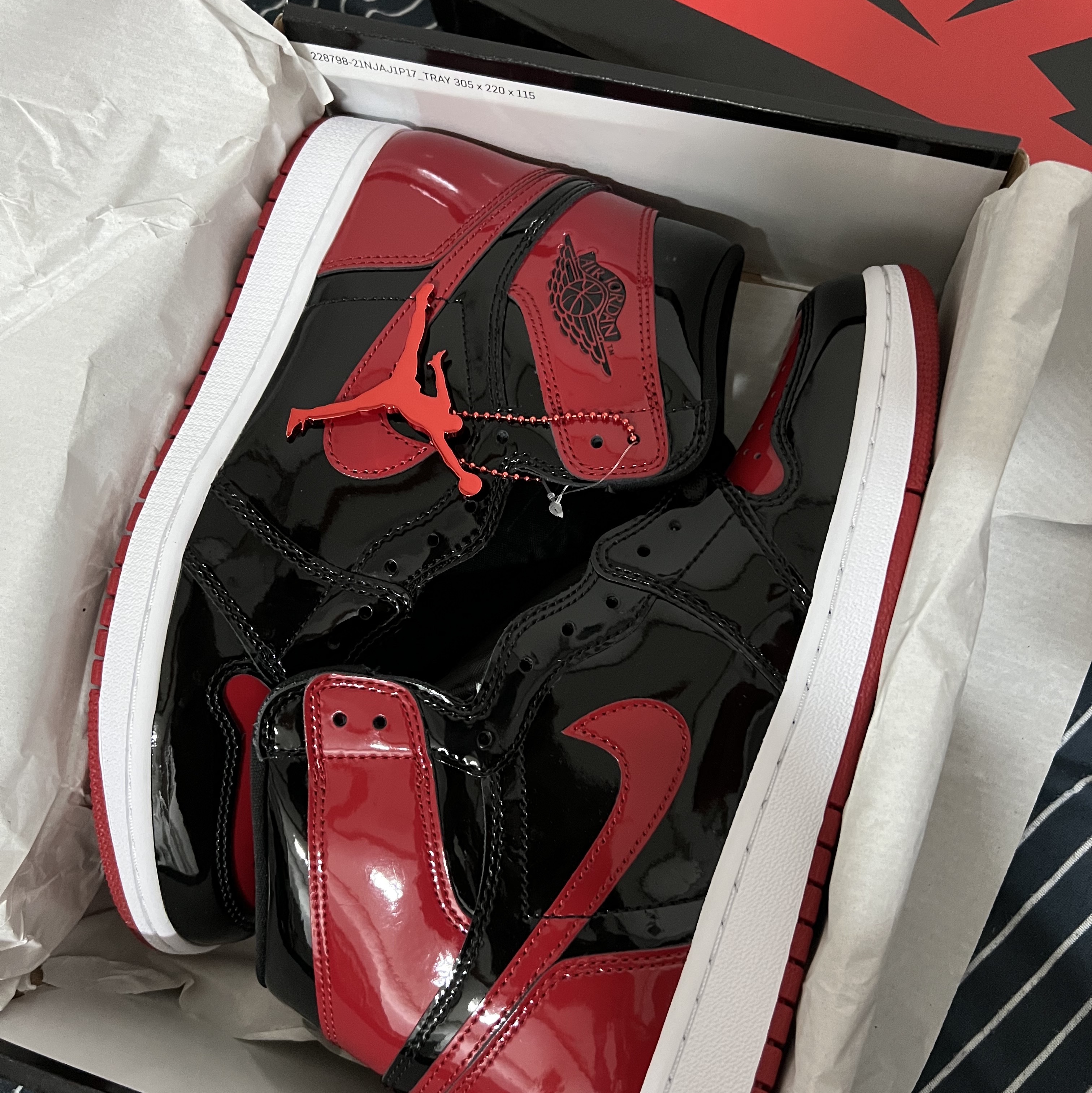 Jordan 1 Retro High OG Patent Bred 착용 스타일