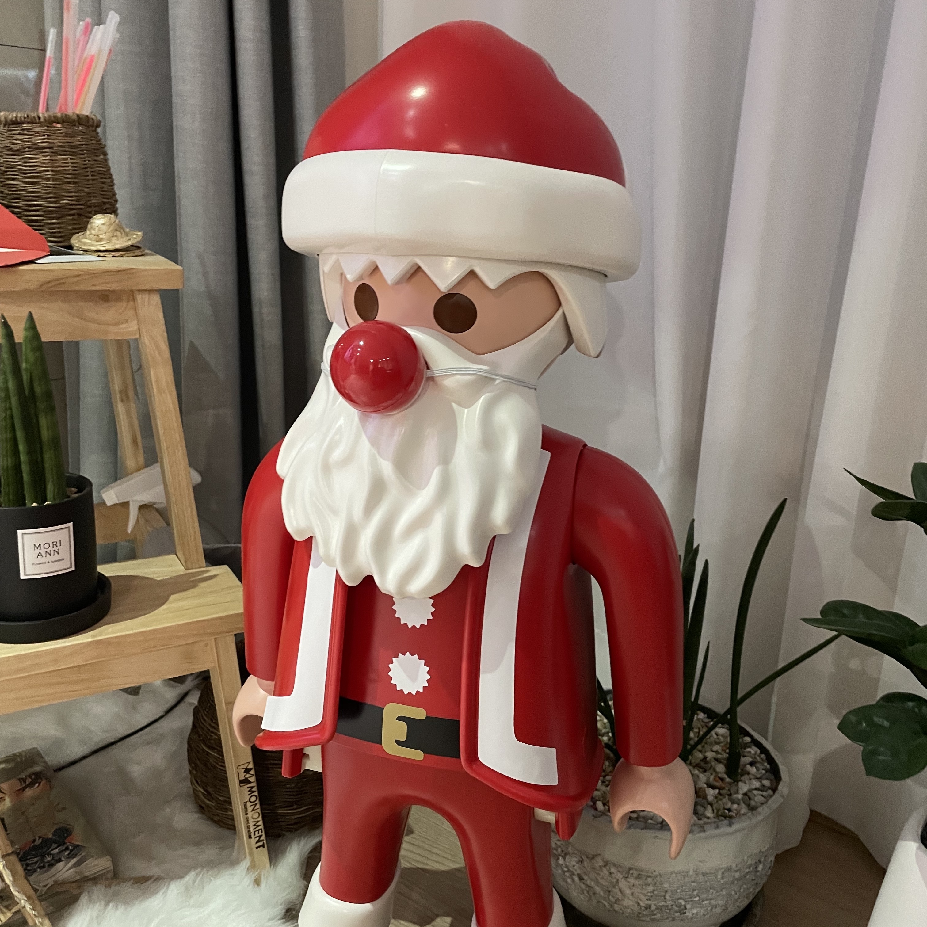 Playmobil Santa XXL 착용 스타일