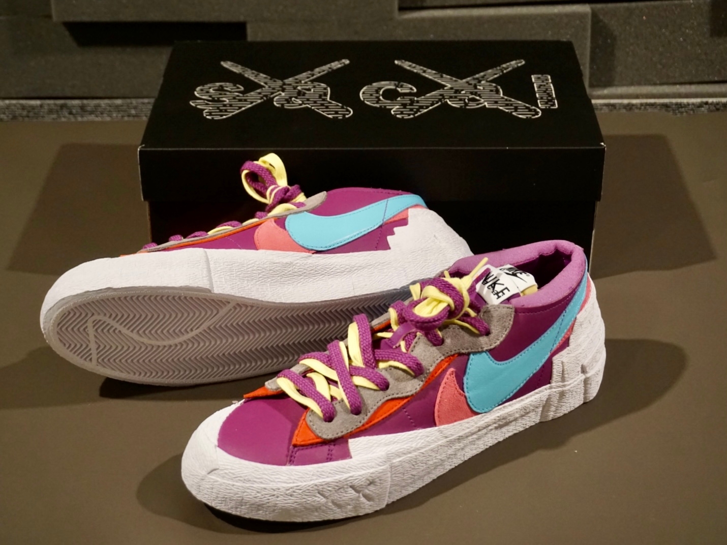 Nike x Sacai x Kaws Blazer Low Purple Dusk 착용 스타일