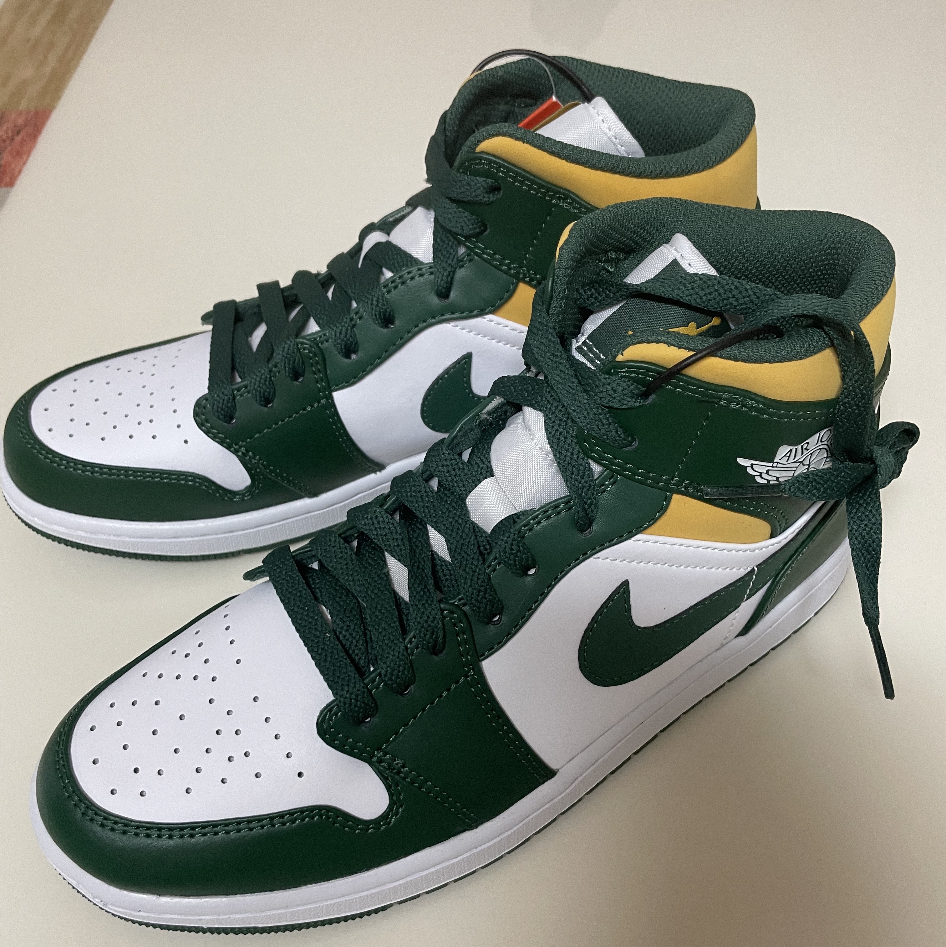 Jordan 1 Mid Sonics 2021 착용 스타일