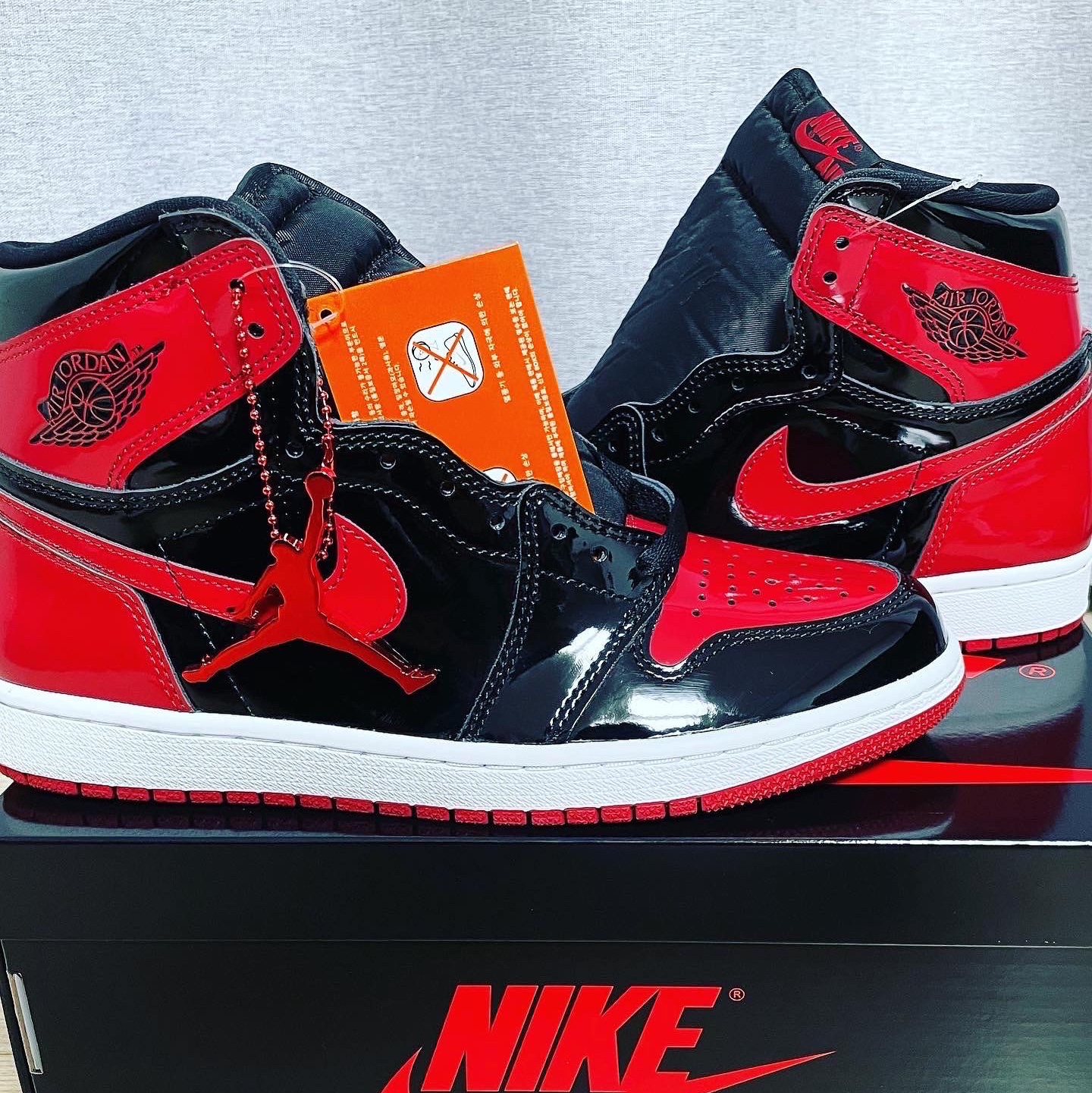 Jordan 1 Retro High OG Patent Bred 착용 스타일