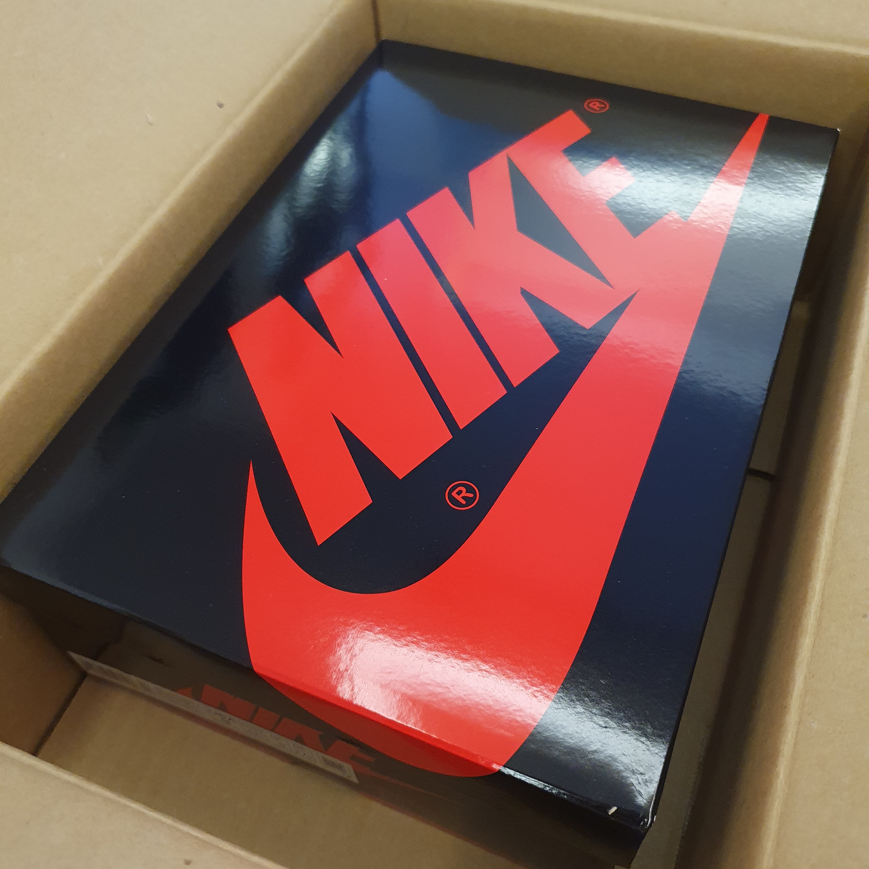 Jordan 1 Retro High OG Patent Bred 착용 스타일 - 1