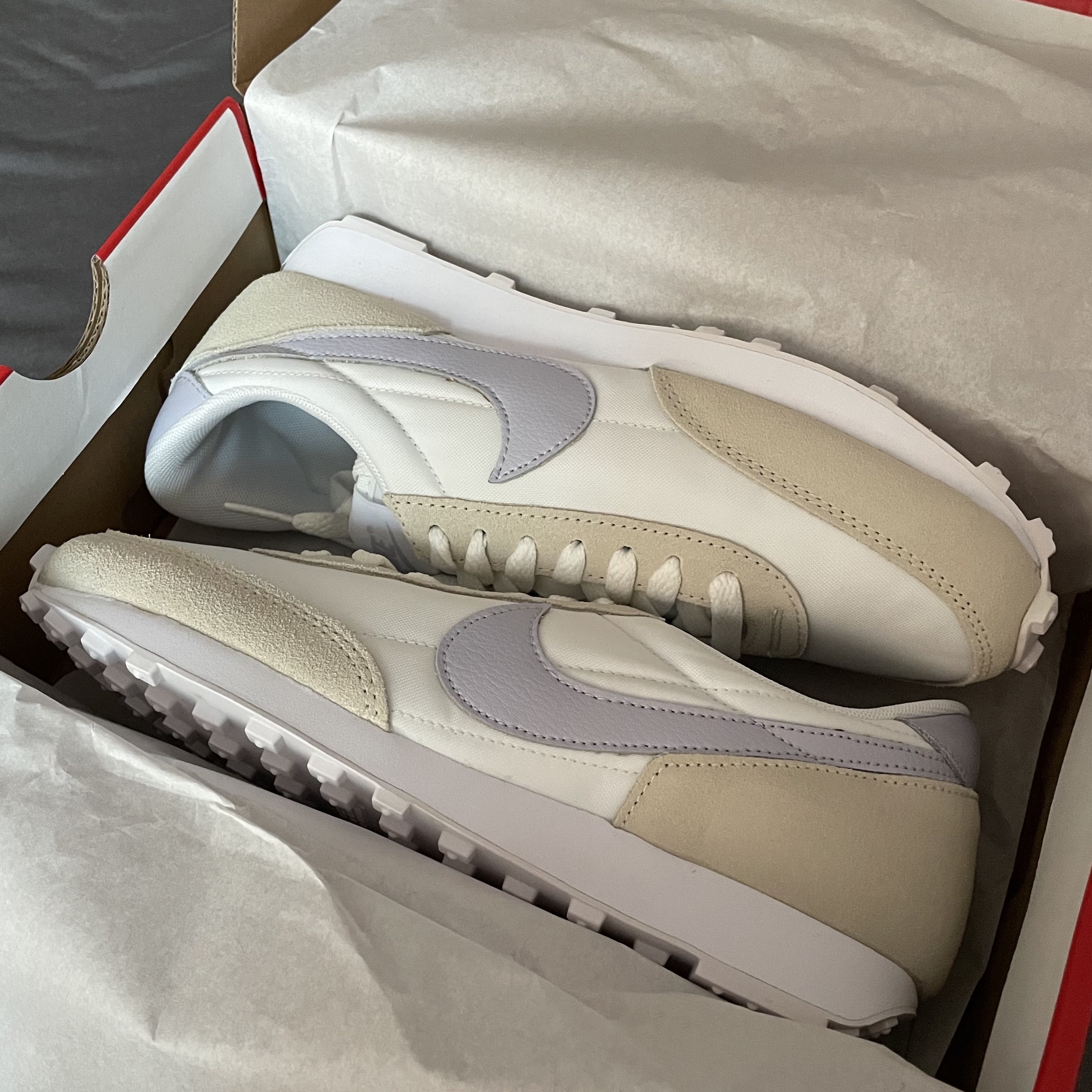 (W) Nike Daybreak Cashmere Pure Violet 착용 스타일 - 1
