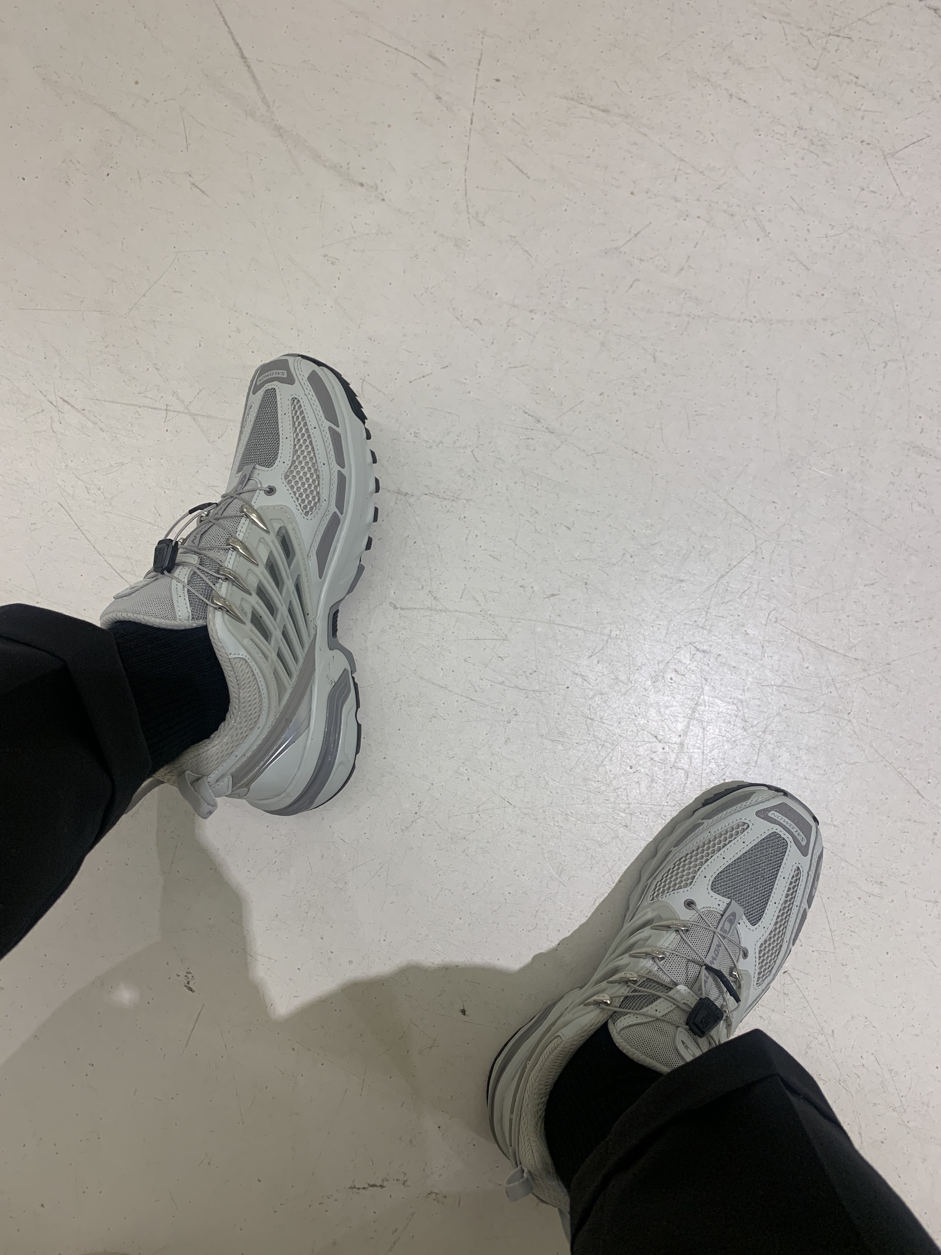 Salomon ACS Pro ADV Metal Frost Grey 착용 스타일 - 3