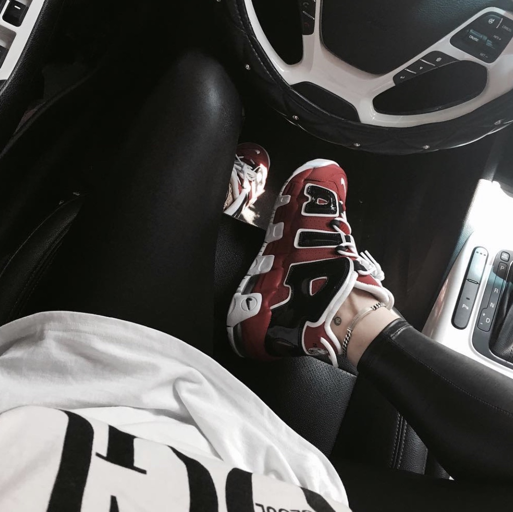 (GS) Nike Air More Uptempo 96 Bulls 2021 착용 스타일