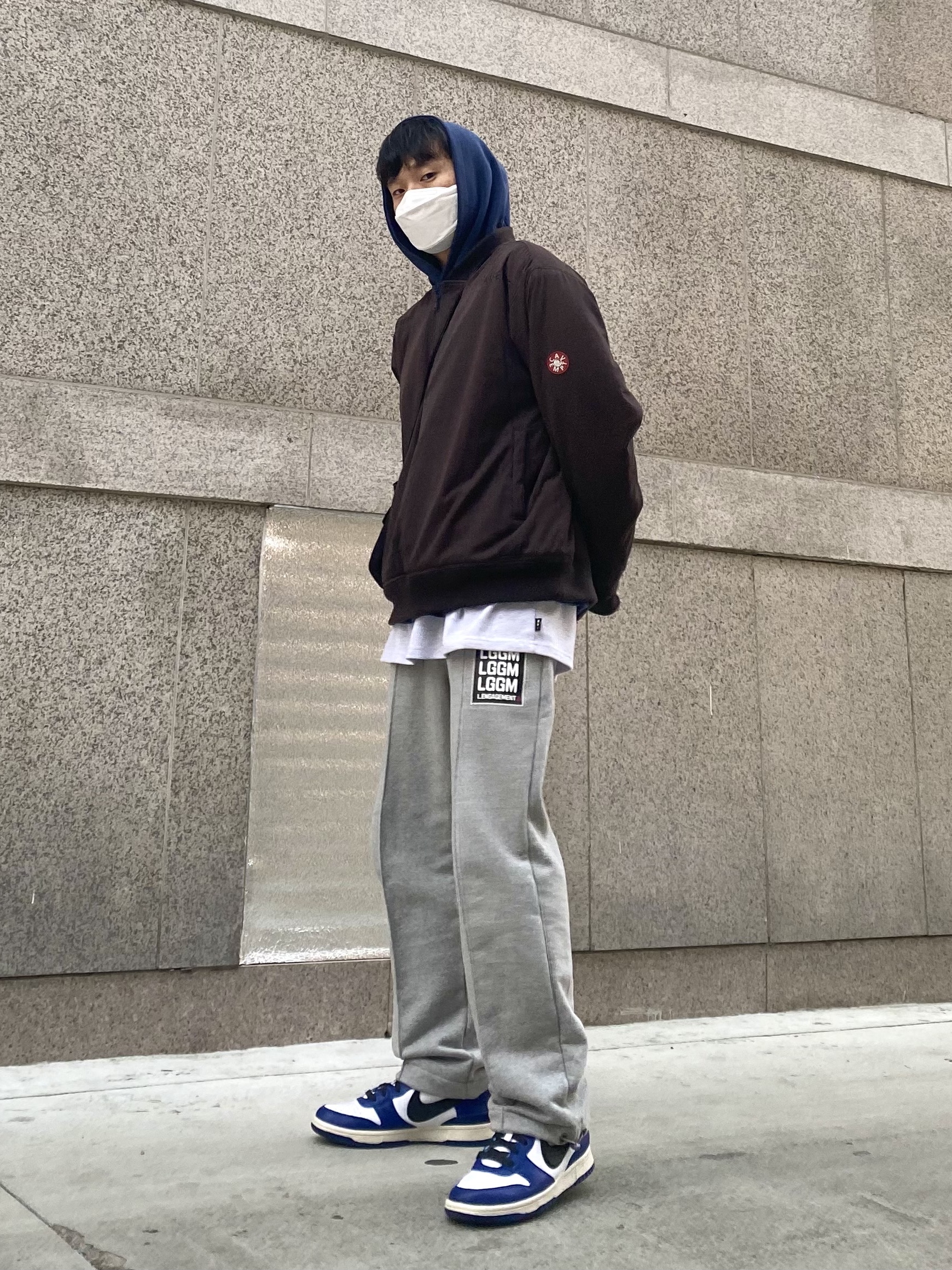 Nike x Ambush Dunk High Deep Royal Blue, IAB Studio Long Sleeve Light Gray 착용 스타일