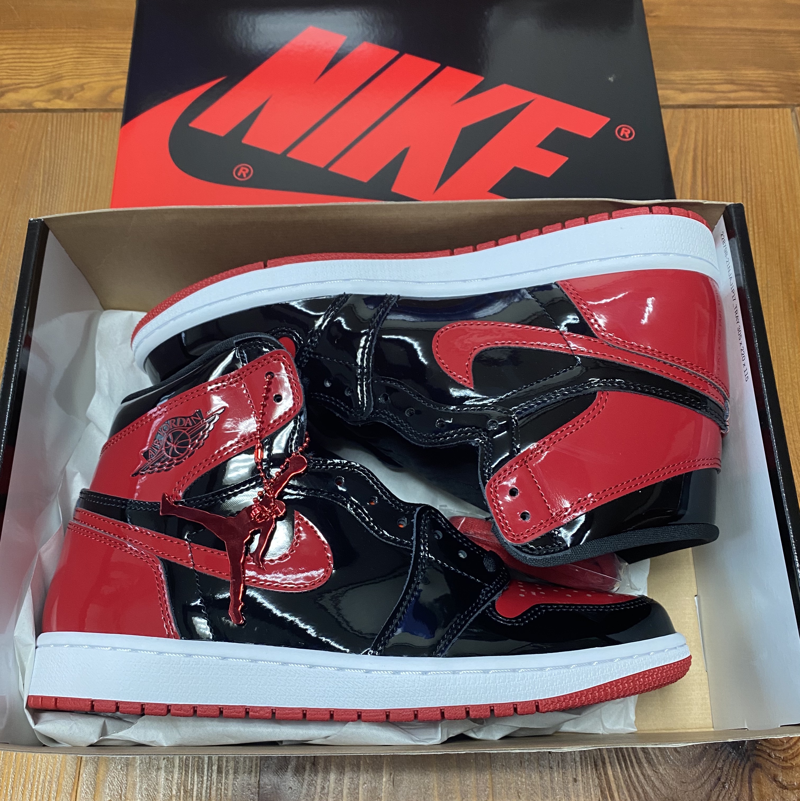 Jordan 1 Retro High OG Patent Bred 착용 스타일