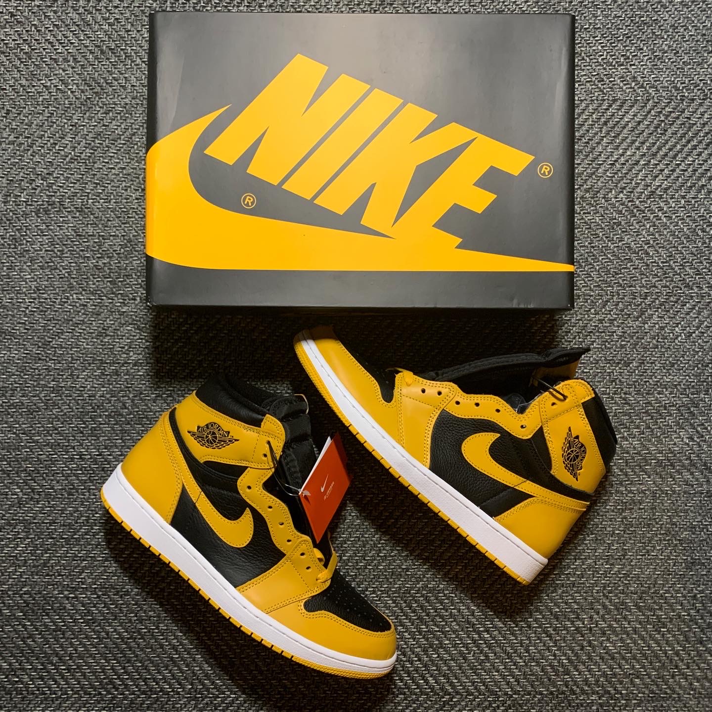 Jordan 1 Retro High OG Pollen 착용 스타일 - 1