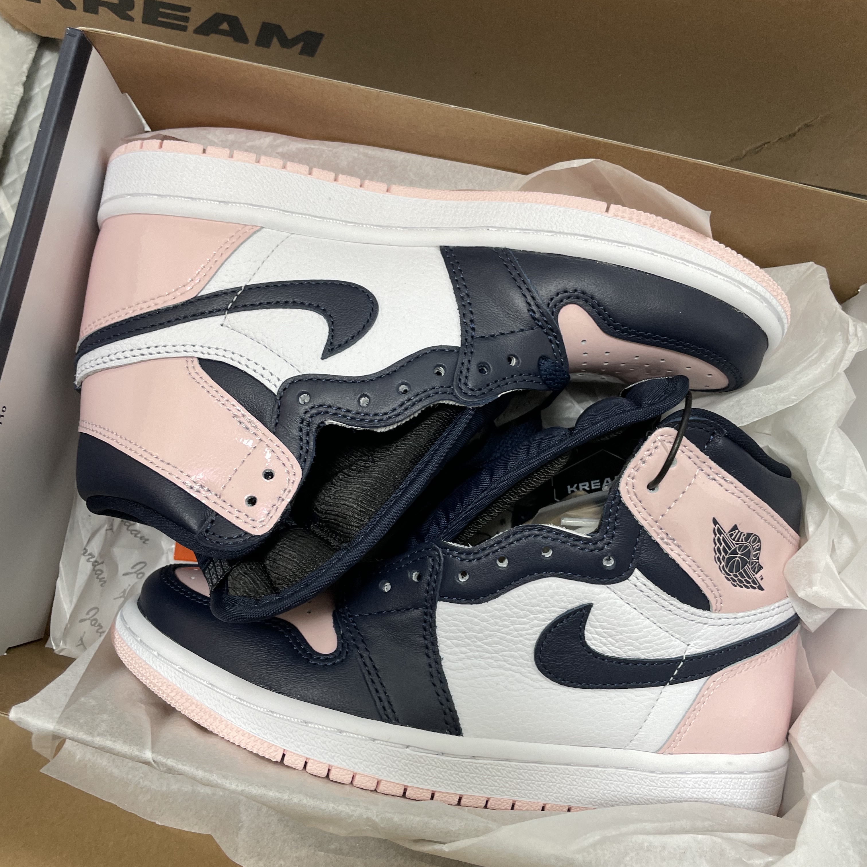 (W) Jordan 1 Retro High OG Lucky Green, (W) Nike Dunk High Team Red 착용 스타일 - 3