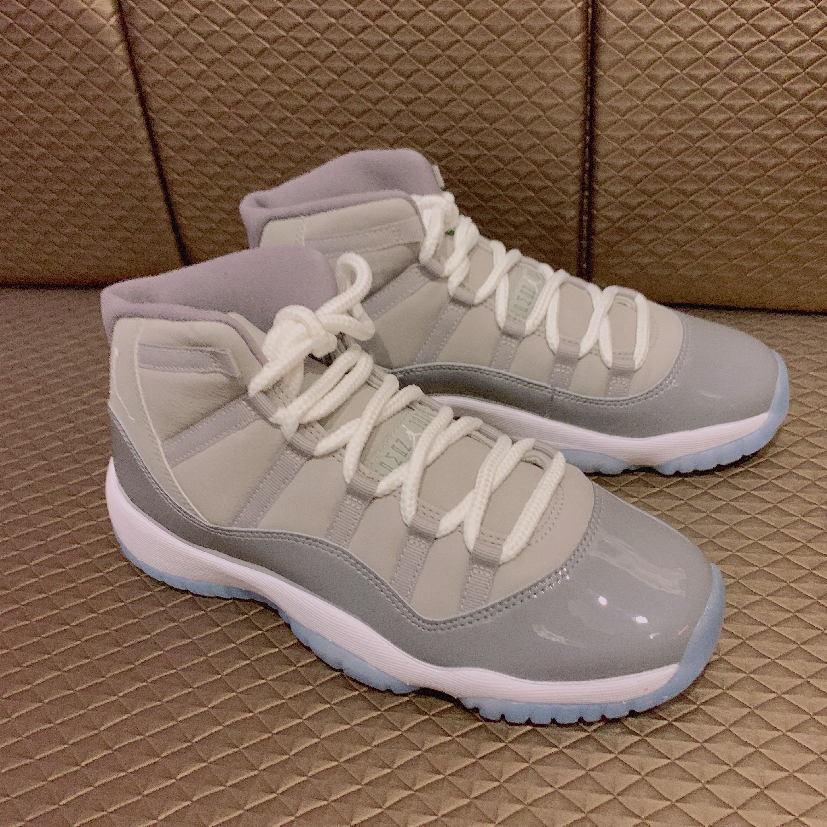 (GS) Jordan 11 Retro Cool Grey 2021 착용 스타일 - 4