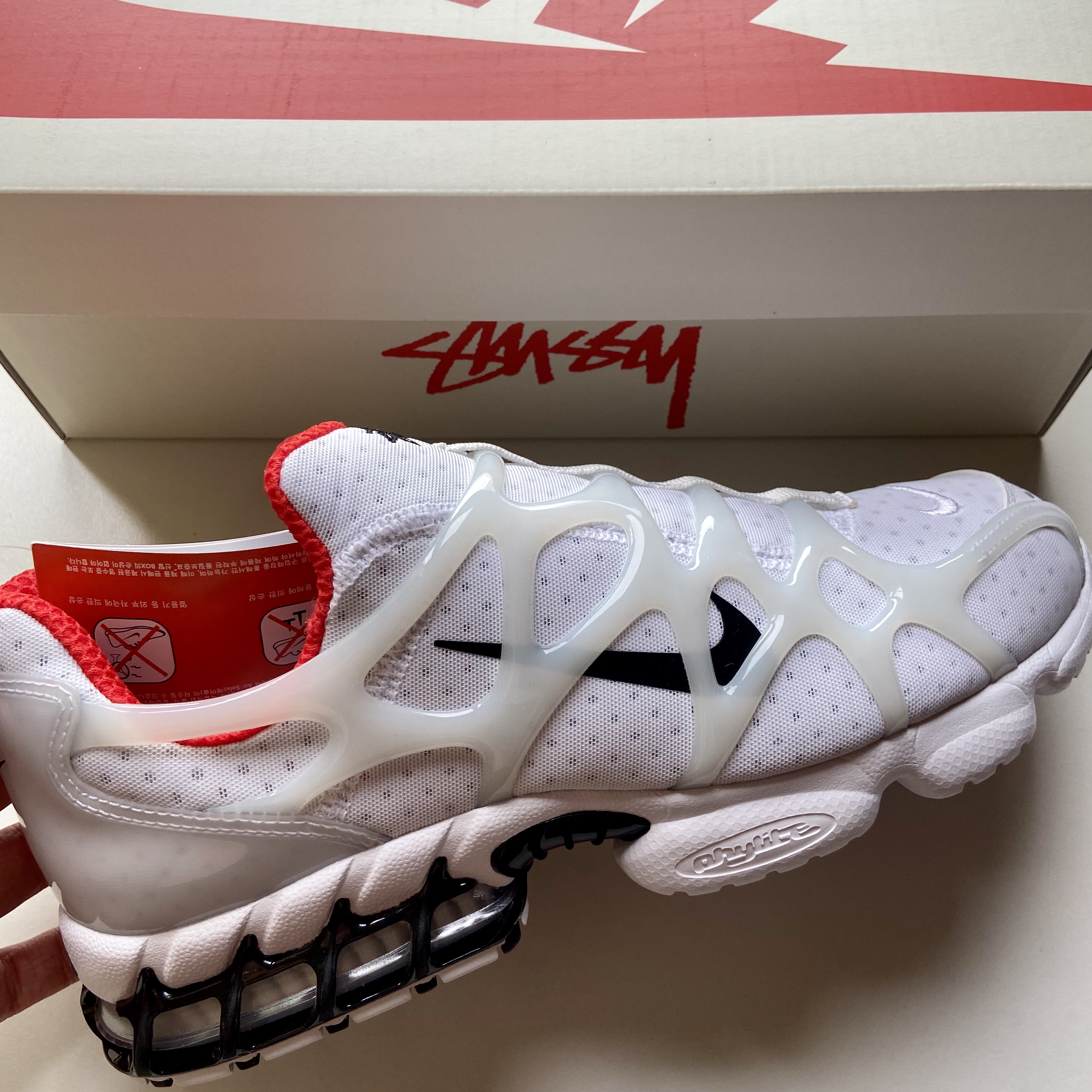 Nike x Stussy Air Zoom Spiridon Kukini White 착용 스타일