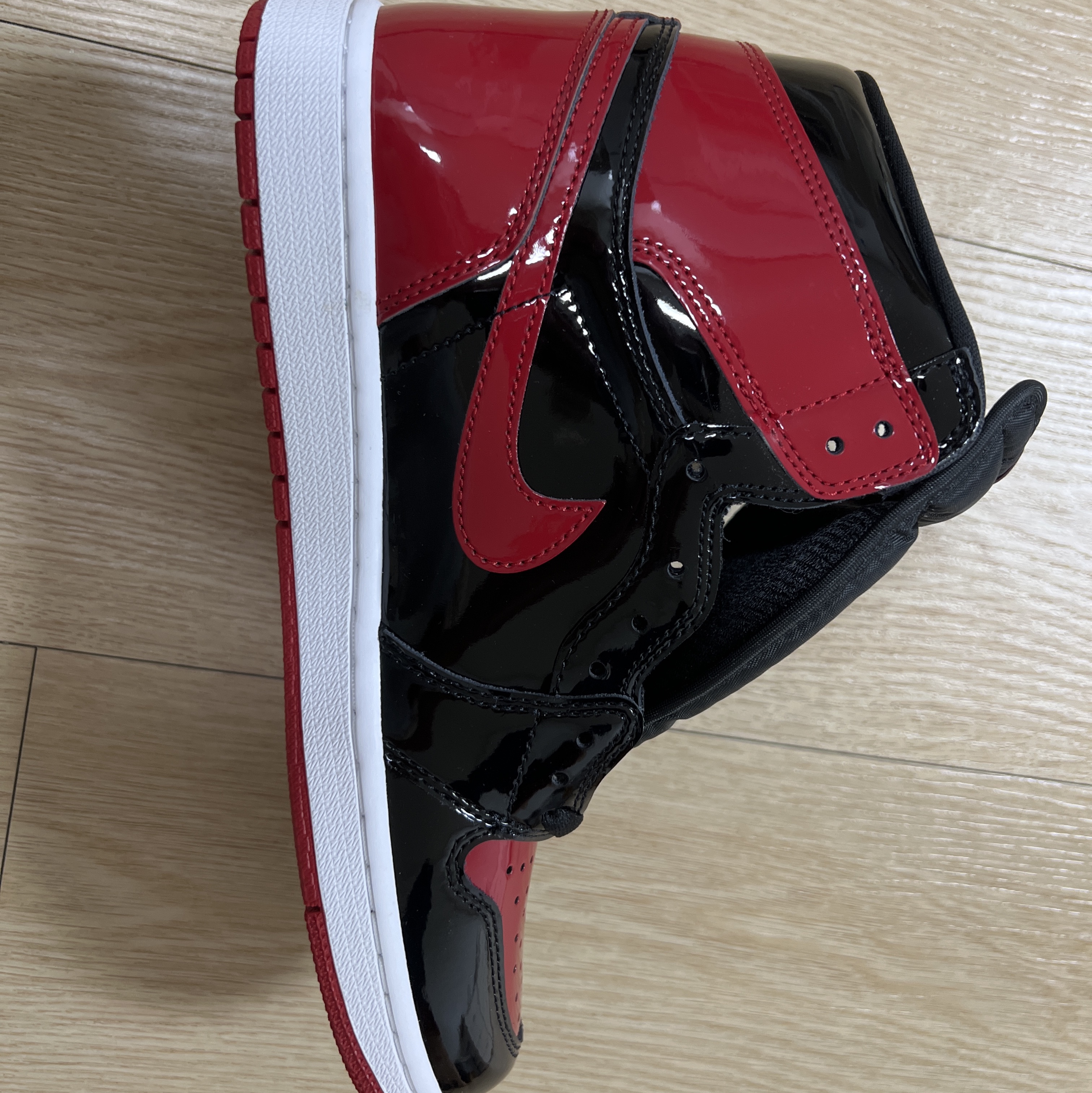 Jordan 1 Retro High OG Patent Bred 착용 스타일