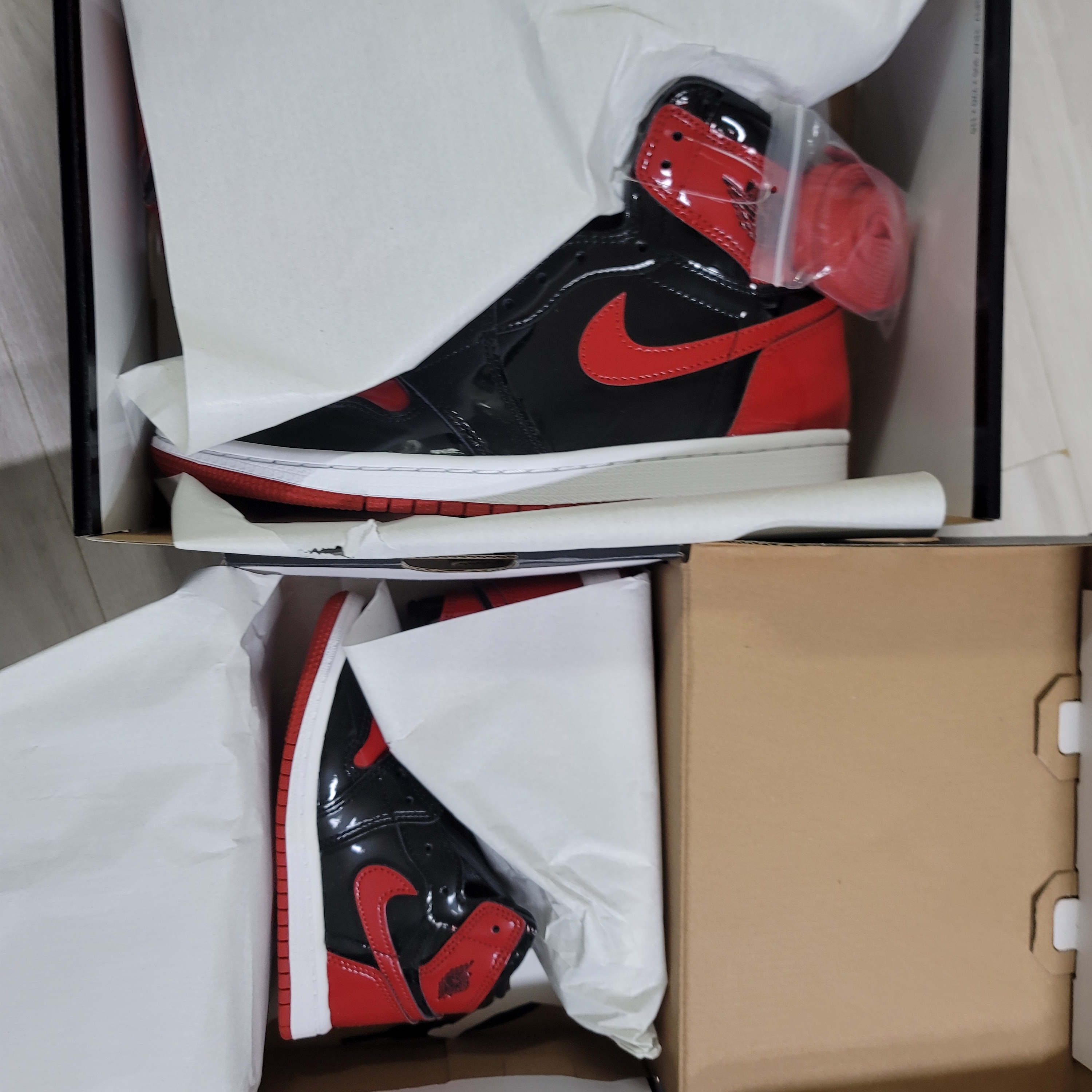 Jordan 1 Retro High OG Patent Bred, (TD) Jordan 1 Retro High OG Patent Bred 착용 스타일 - 2