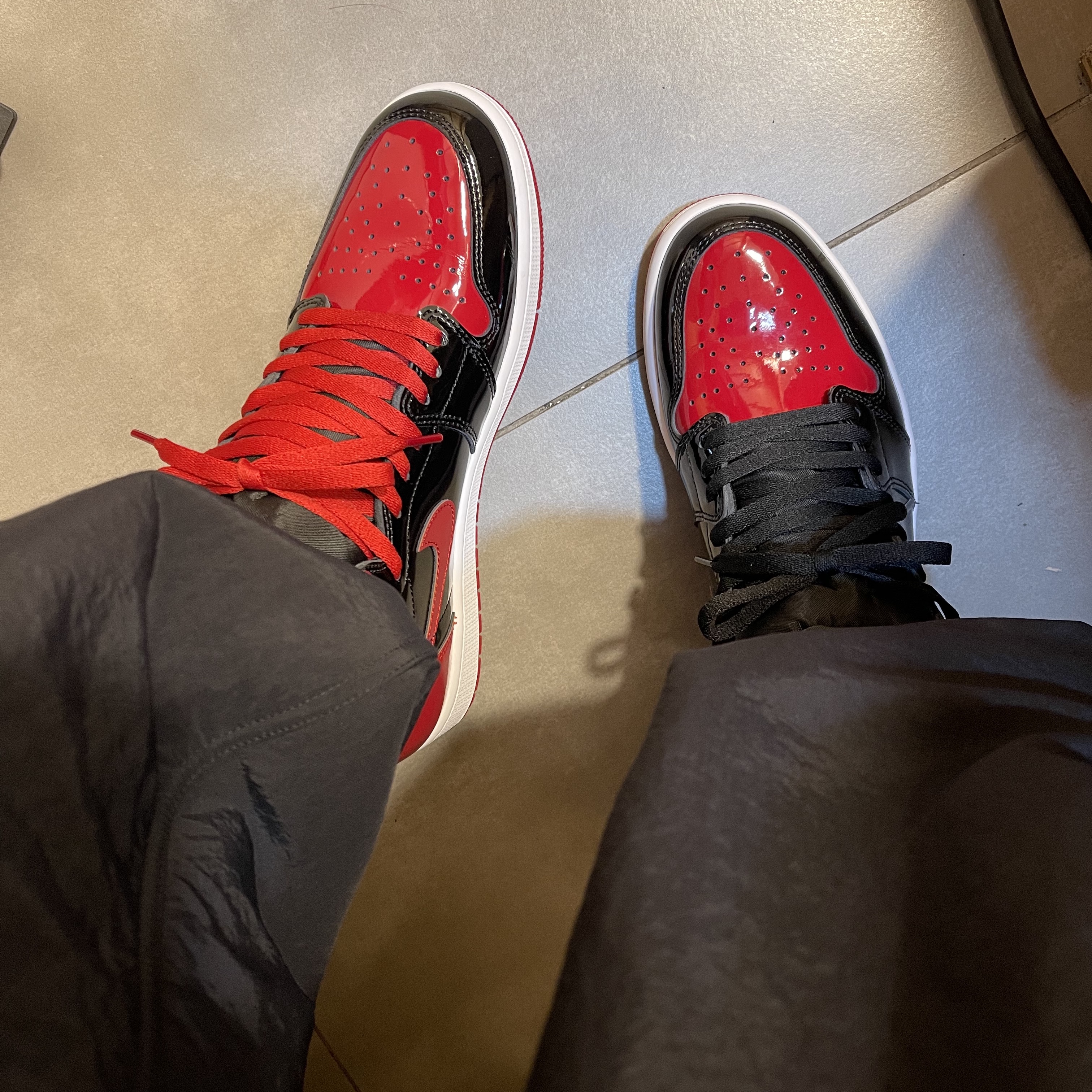 Jordan 1 Retro High OG Patent Bred 착용 스타일