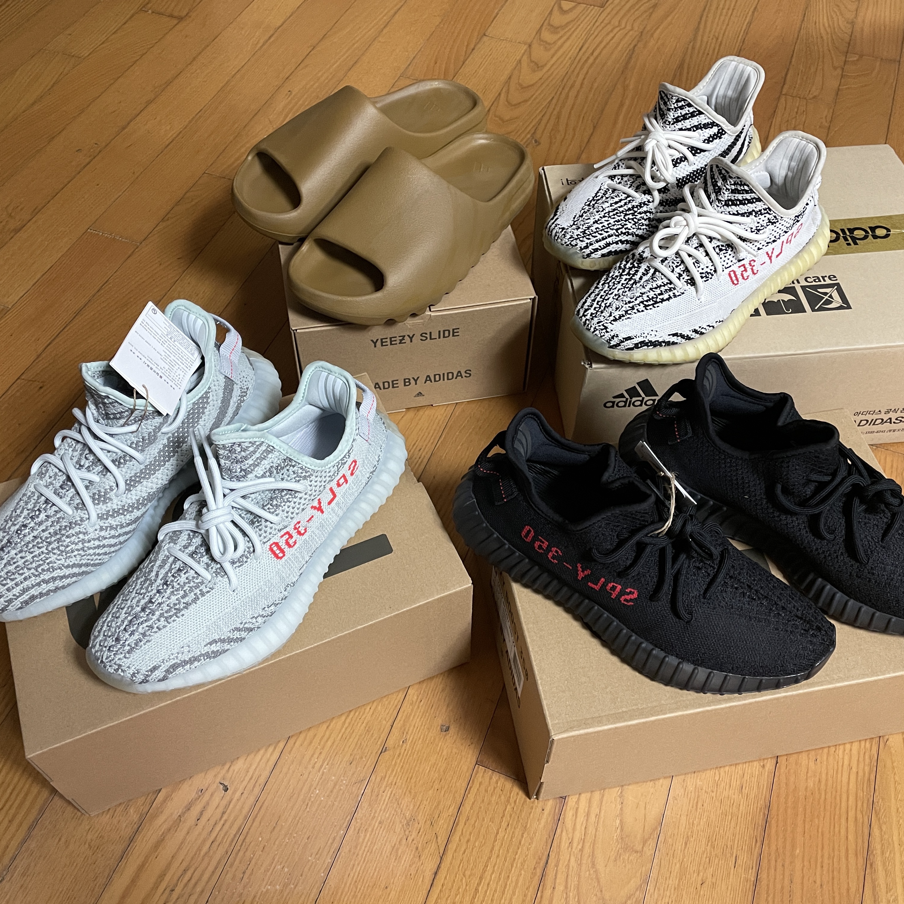 Adidas Yeezy Boost 350 V2 Blue Tint 2017, Adidas Yeezy Boost 350 V2 Black Red 2020 착용 스타일