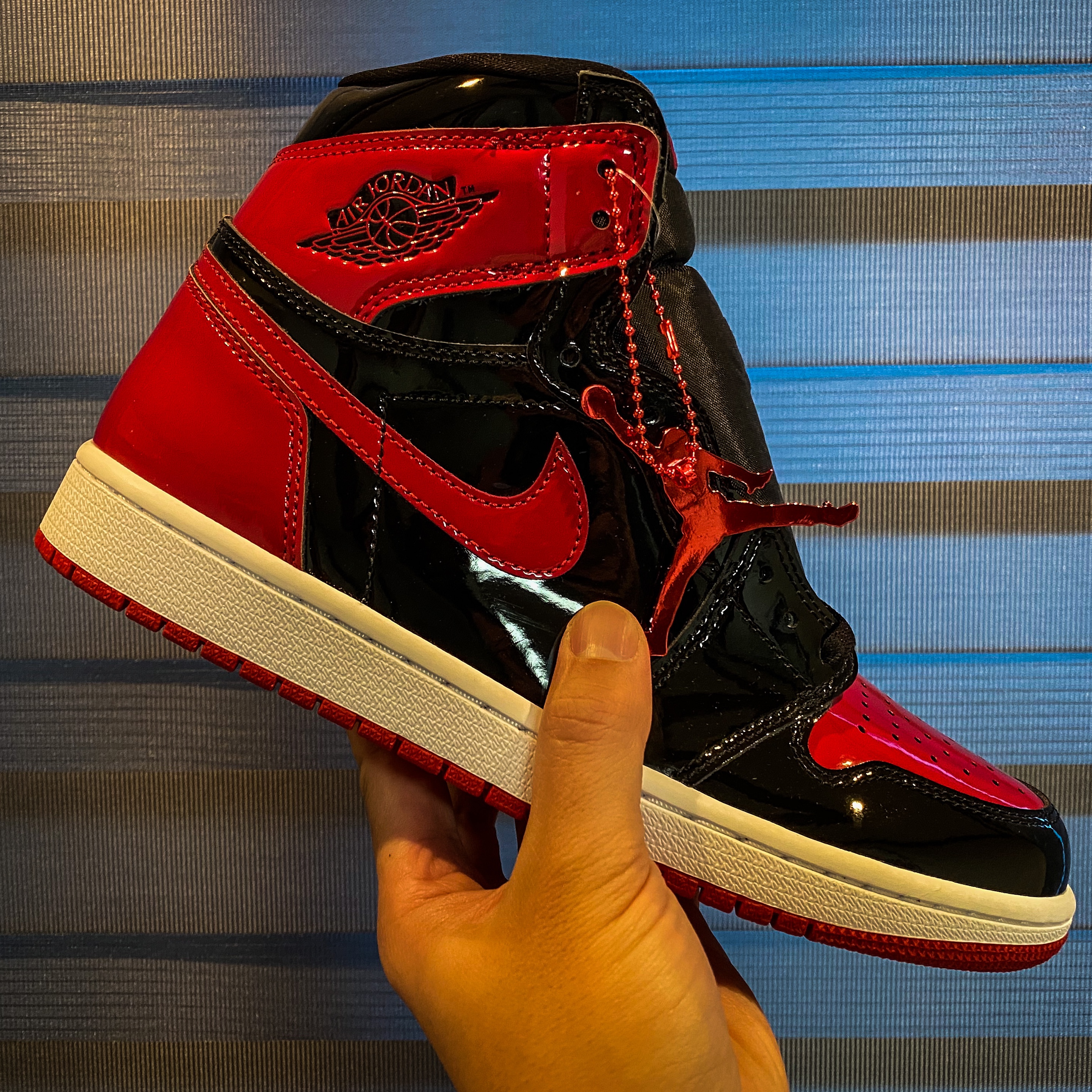 Jordan 1 Retro High OG Patent Bred 착용 스타일