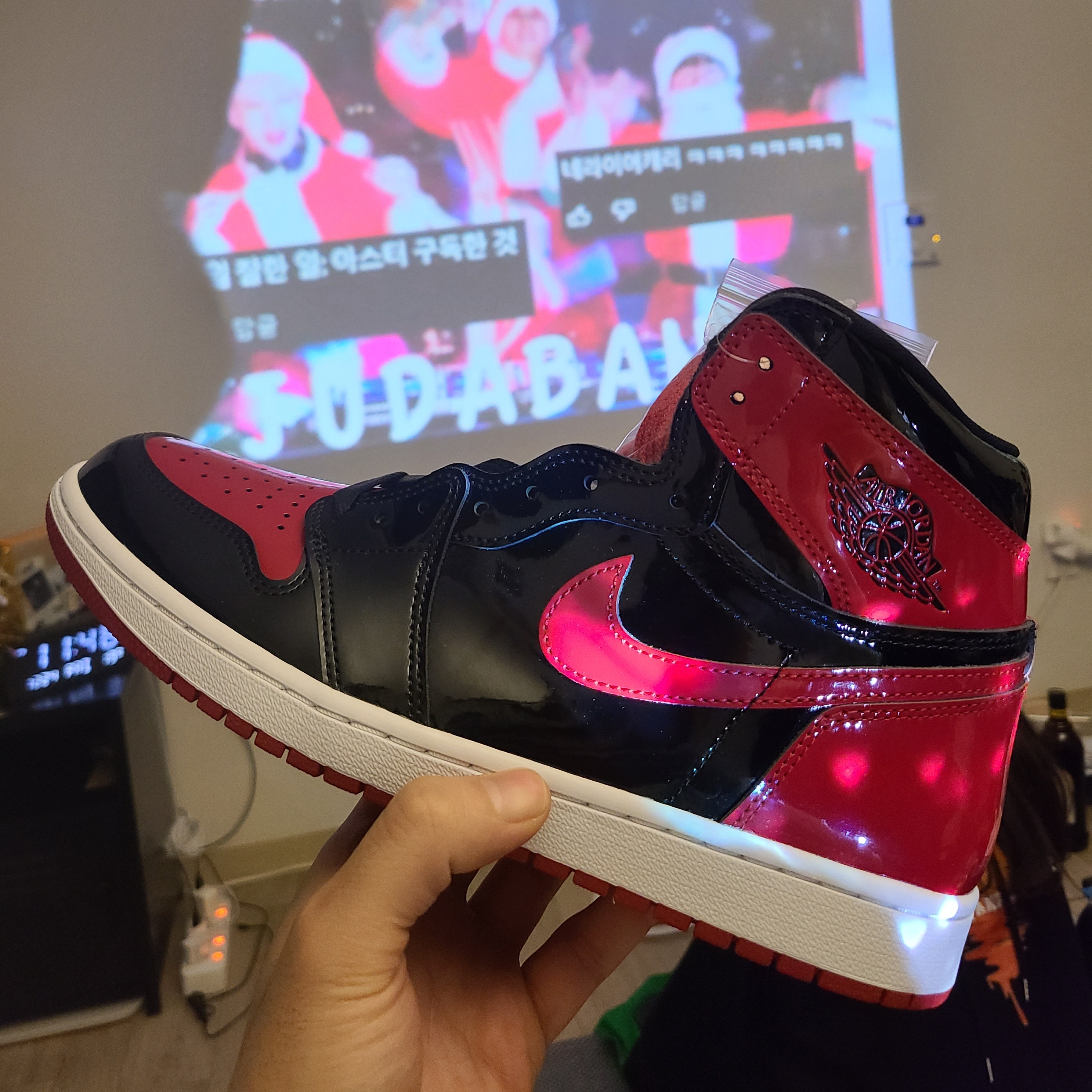 Jordan 1 Retro High OG Patent Bred 착용 스타일
