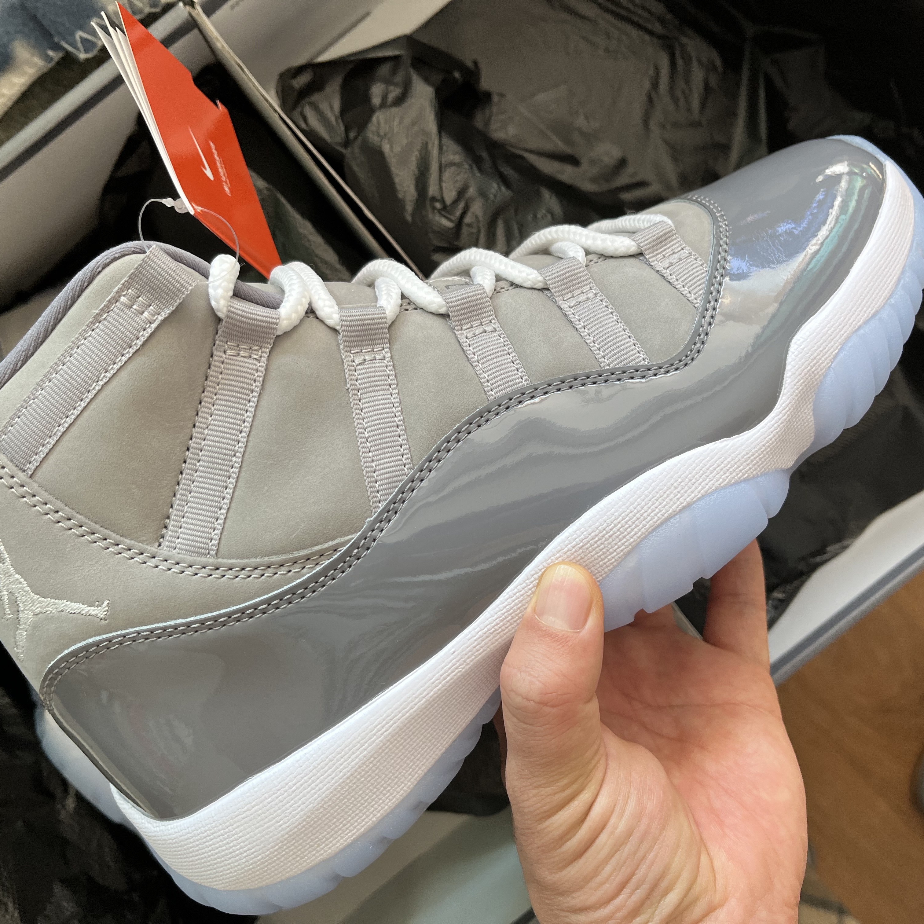 Jordan 11 Retro Cool Grey 2021, (GS) Jordan 11 Retro Cool Grey 2021 착용 스타일 - 1