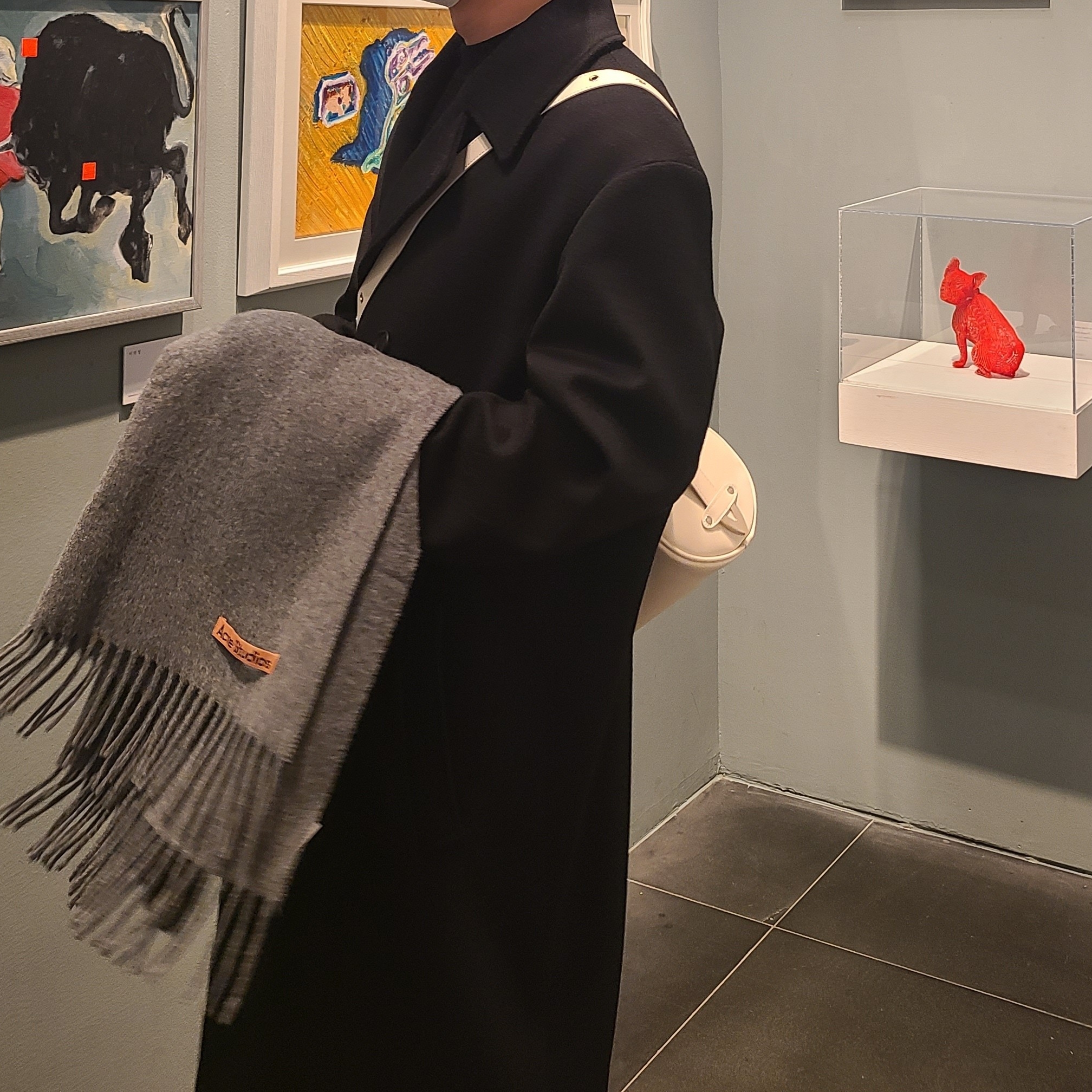 Acne Studios Canada Narrow New Wool Muffler Grey Melange 착용 스타일