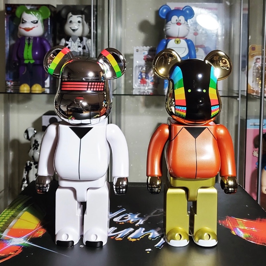 Bearbrick x Daft Punk Discovery Ver. 2 Pack 400% 착용 스타일