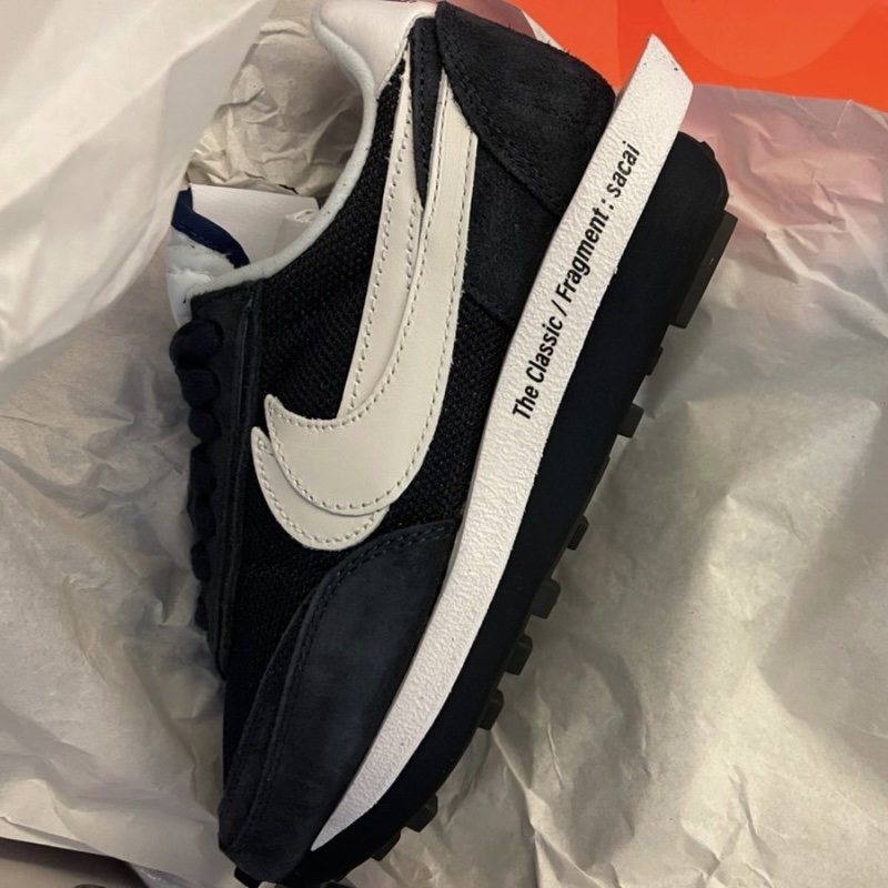 Nike x Sacai x Fragment LDWaffle Blackened Blue ์ฐฉ์ฉ ์คํ์ผ