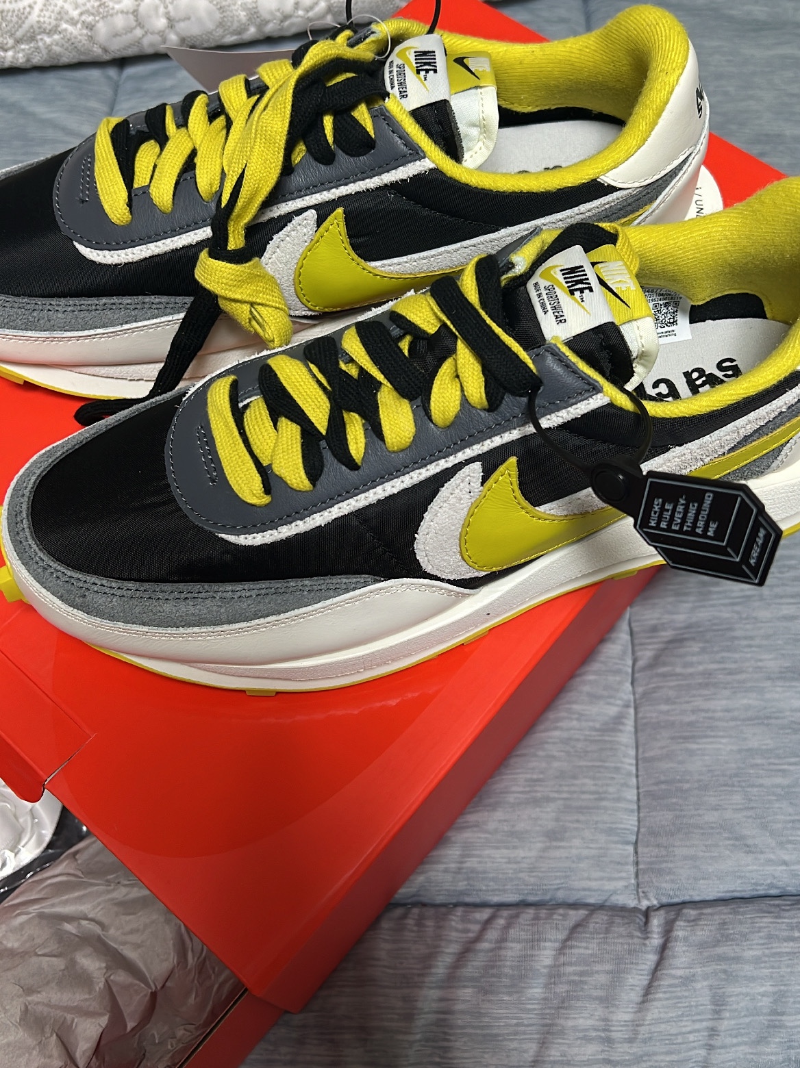 Nike x Sacai x Undercover LDWaffle Black Bright Citron 착용 스타일