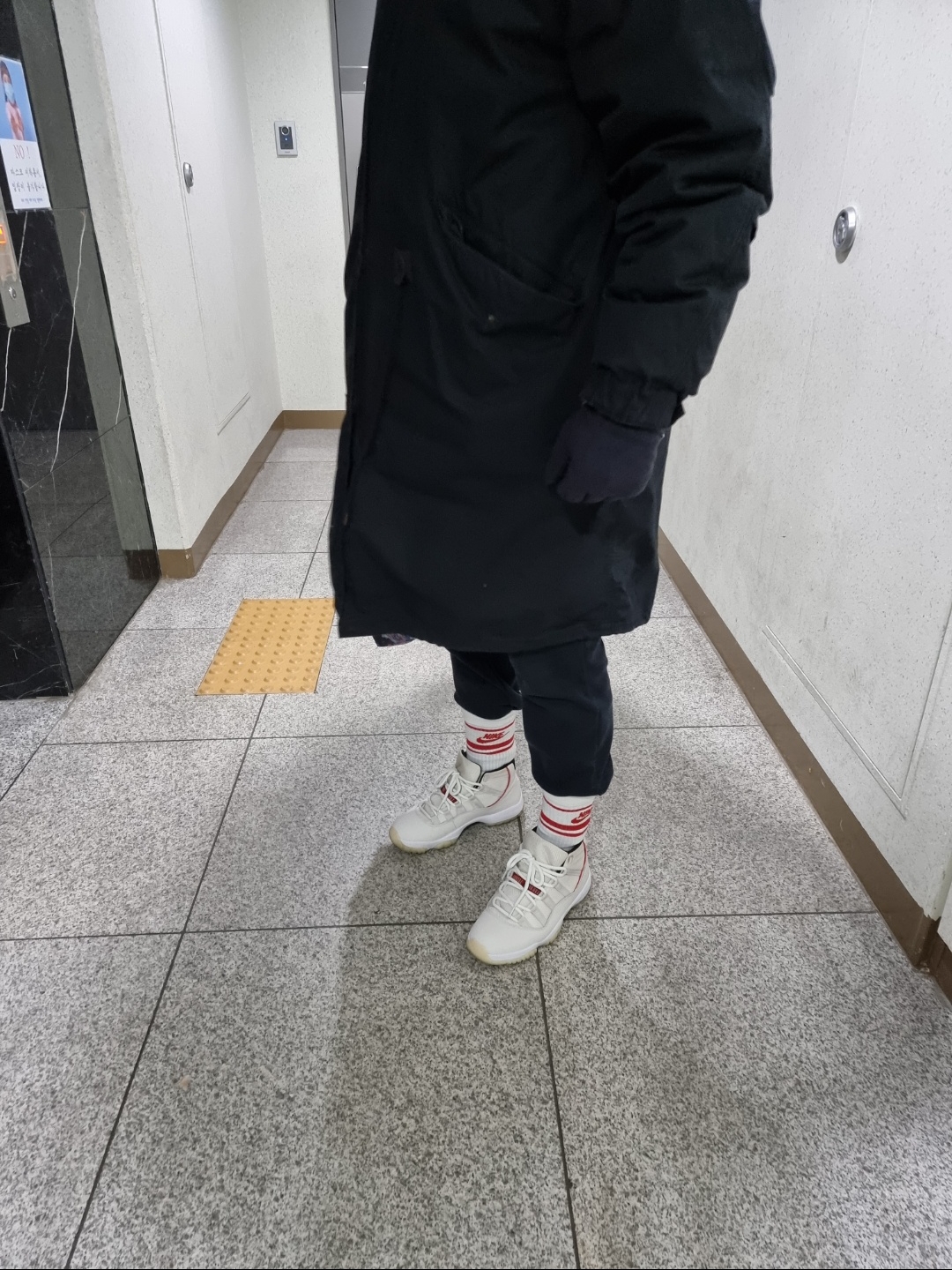 Jordan 11 Retro Platinum Tint 착용 스타일