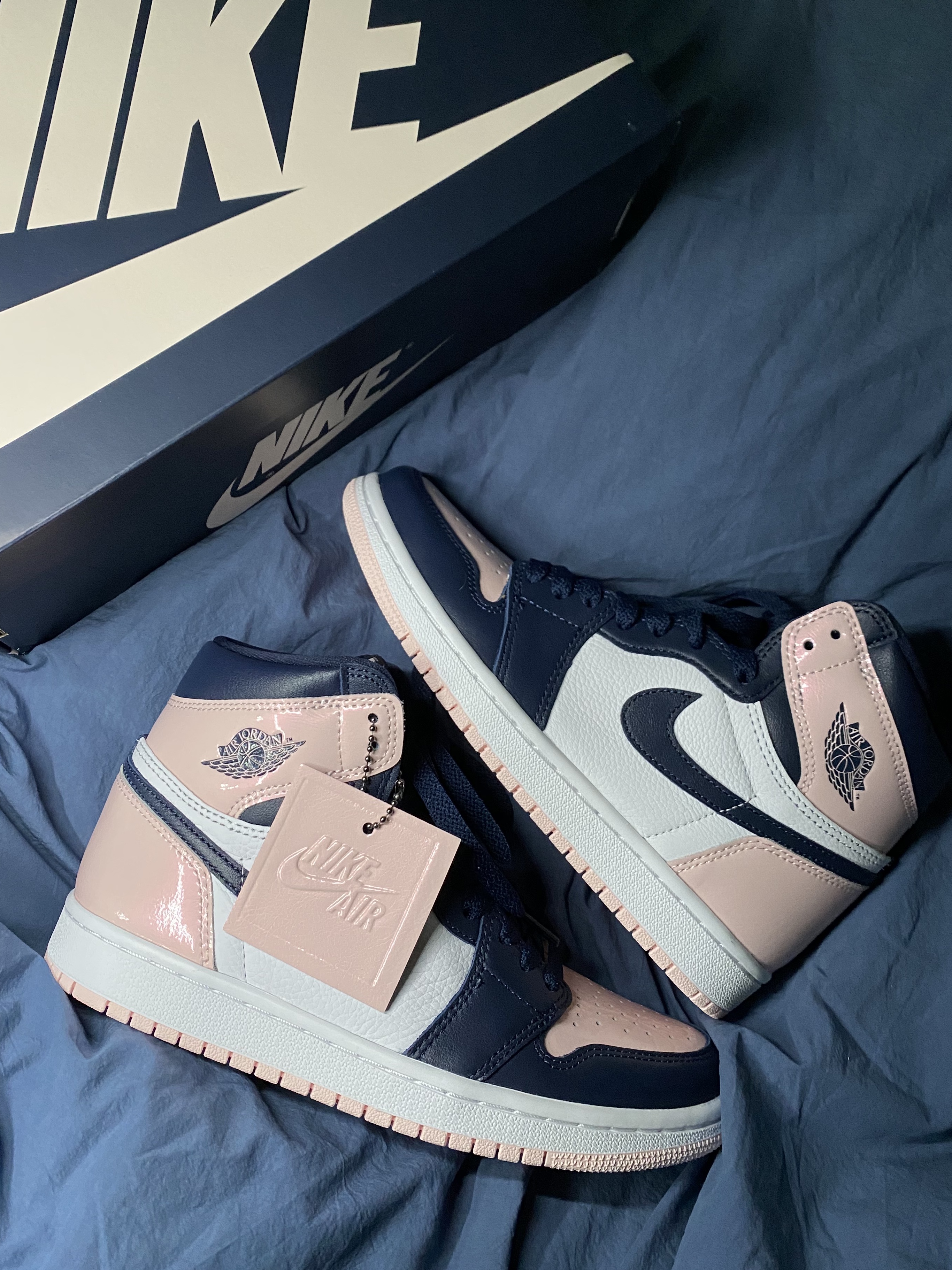 (W) Jordan 1 Retro High OG Atmosphere 착용 스타일