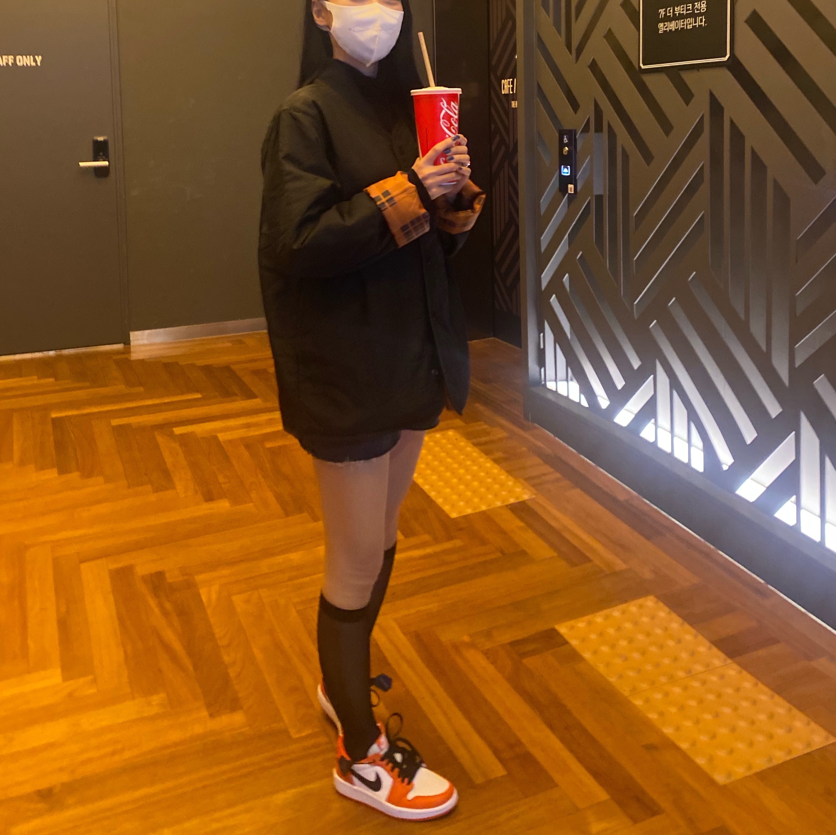 (W) Jordan 1 Low OG Starfish 착용 스타일 - 2