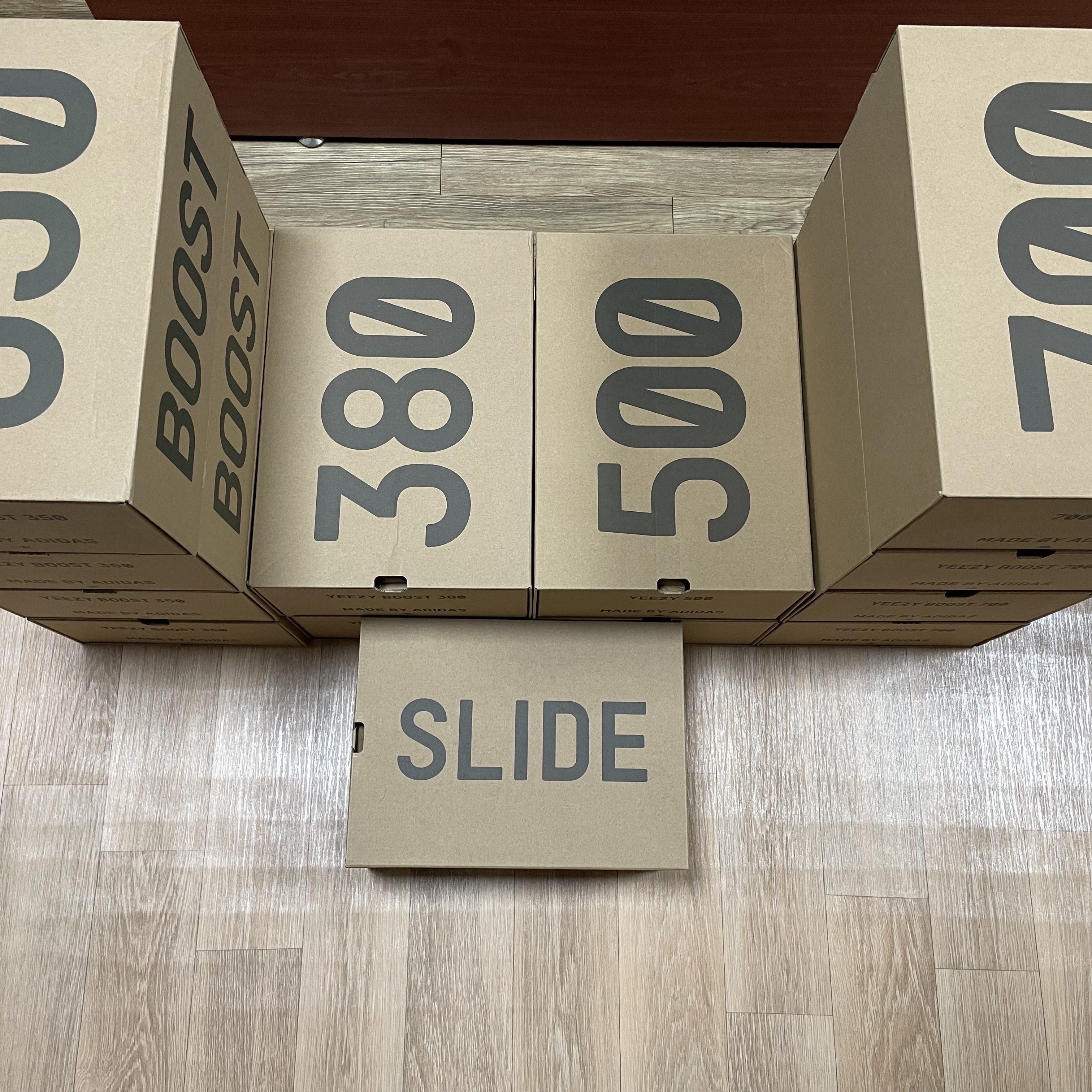 Adidas Yeezy Boost 350 V2 Beluga - Reflective 착용 스타일 - 2