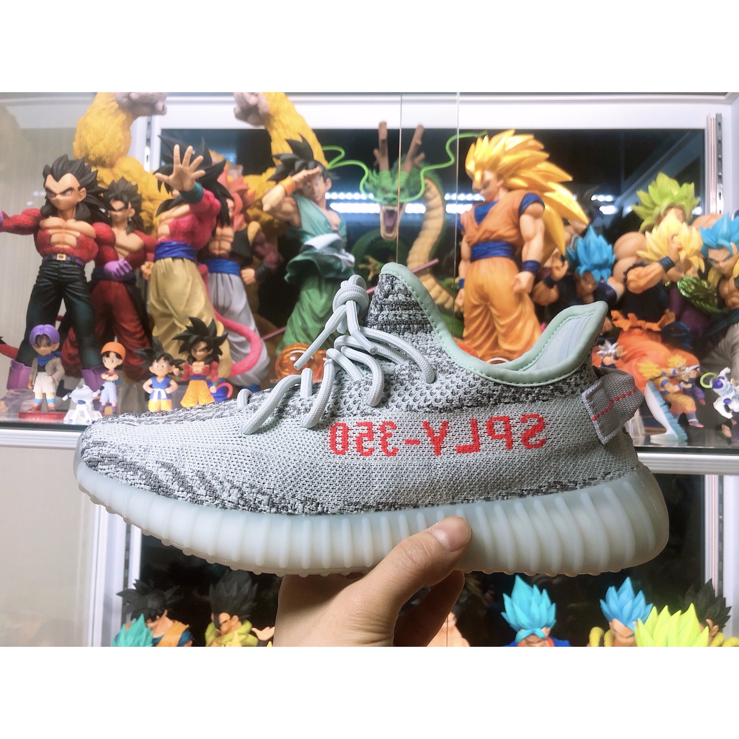 Adidas Yeezy Boost 350 V2 Blue Tint 2017 착용 스타일