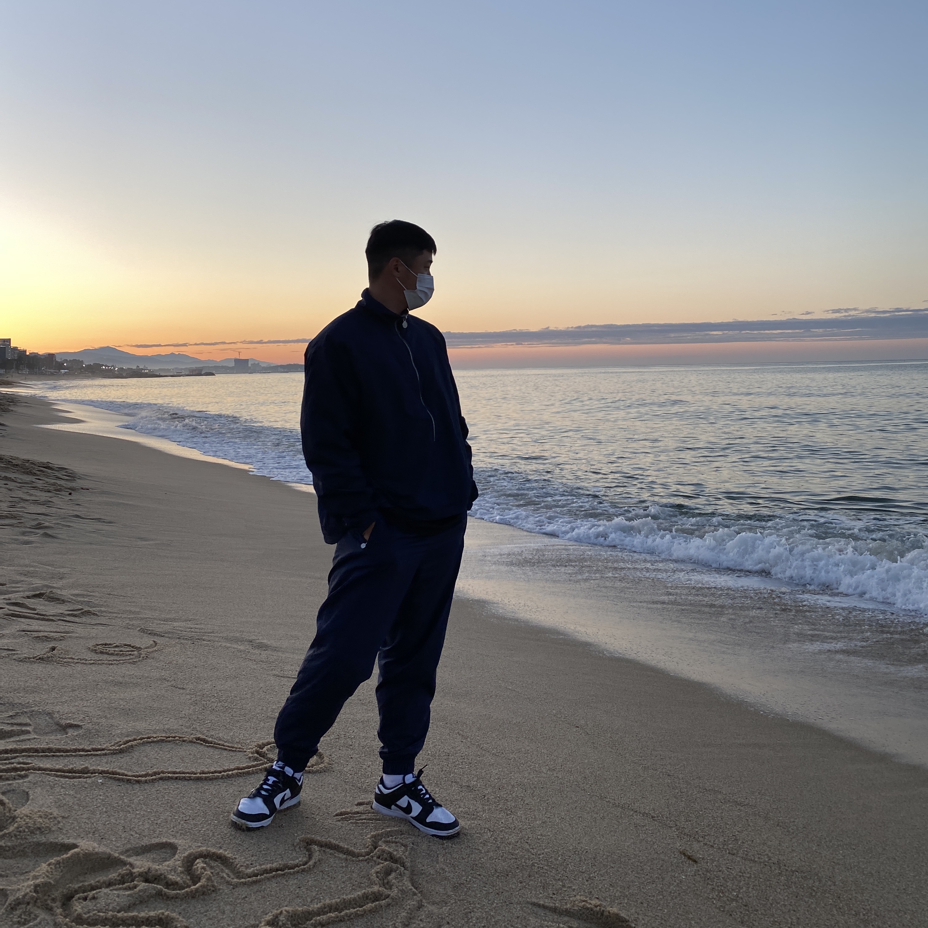 Nike x Kim Jones Reversible Wind Breaker Navy - US/EU, Nike x Kim Jones Track Pants Navy - US/EU 착용 스타일