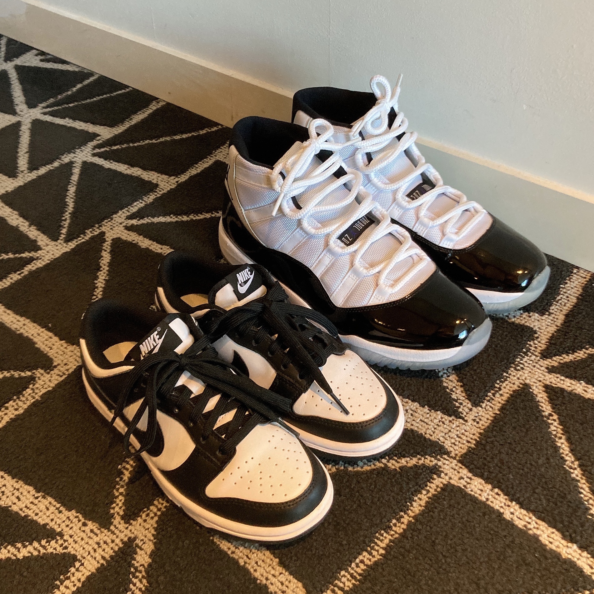 Jordan 11 Retro Concord 2018, Nike Dunk Low Retro Black 착용 스타일