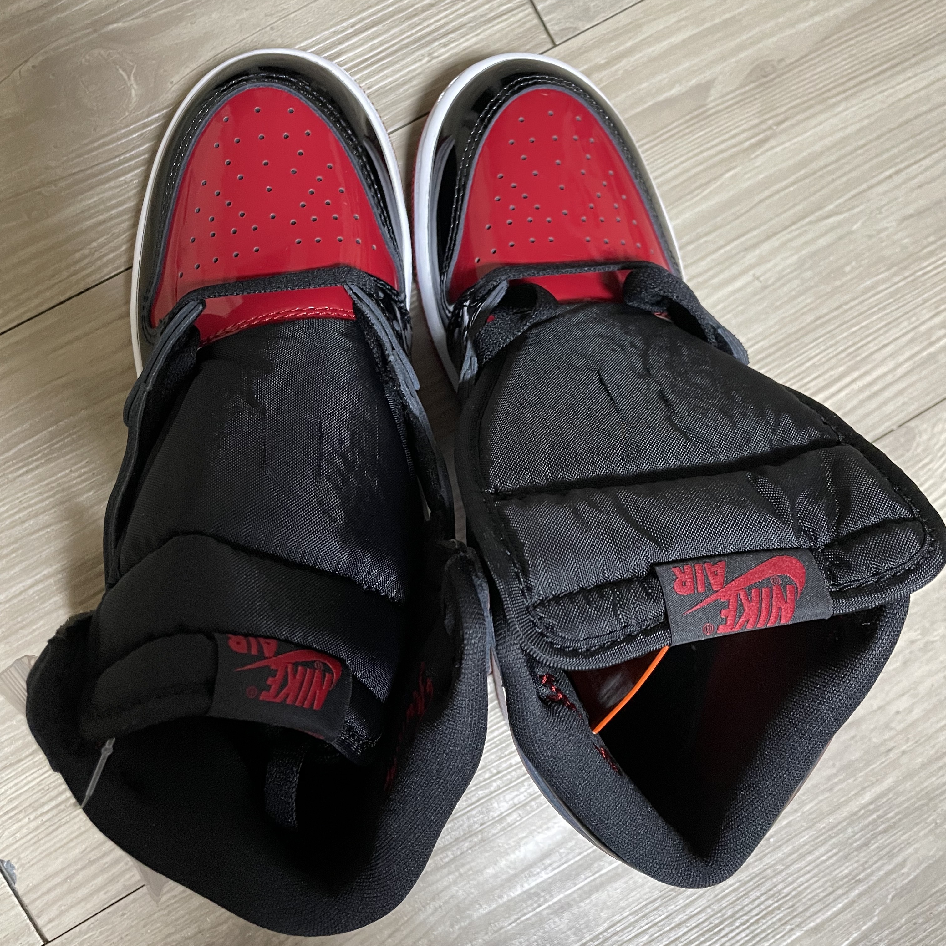 (GS) Jordan 1 Retro High OG Patent Bred 착용 스타일 - 4