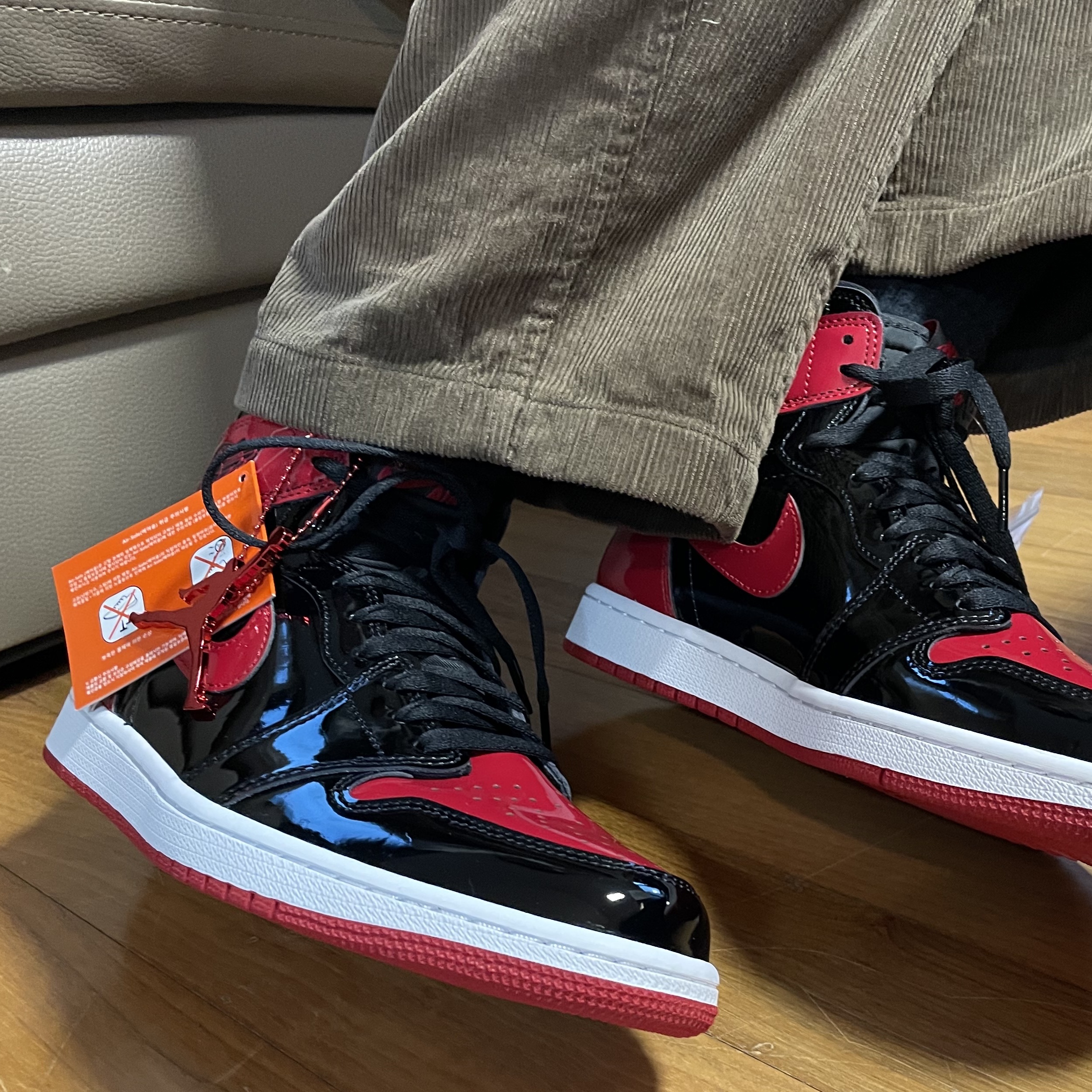 Jordan 1 Retro High OG Patent Bred 착용 스타일