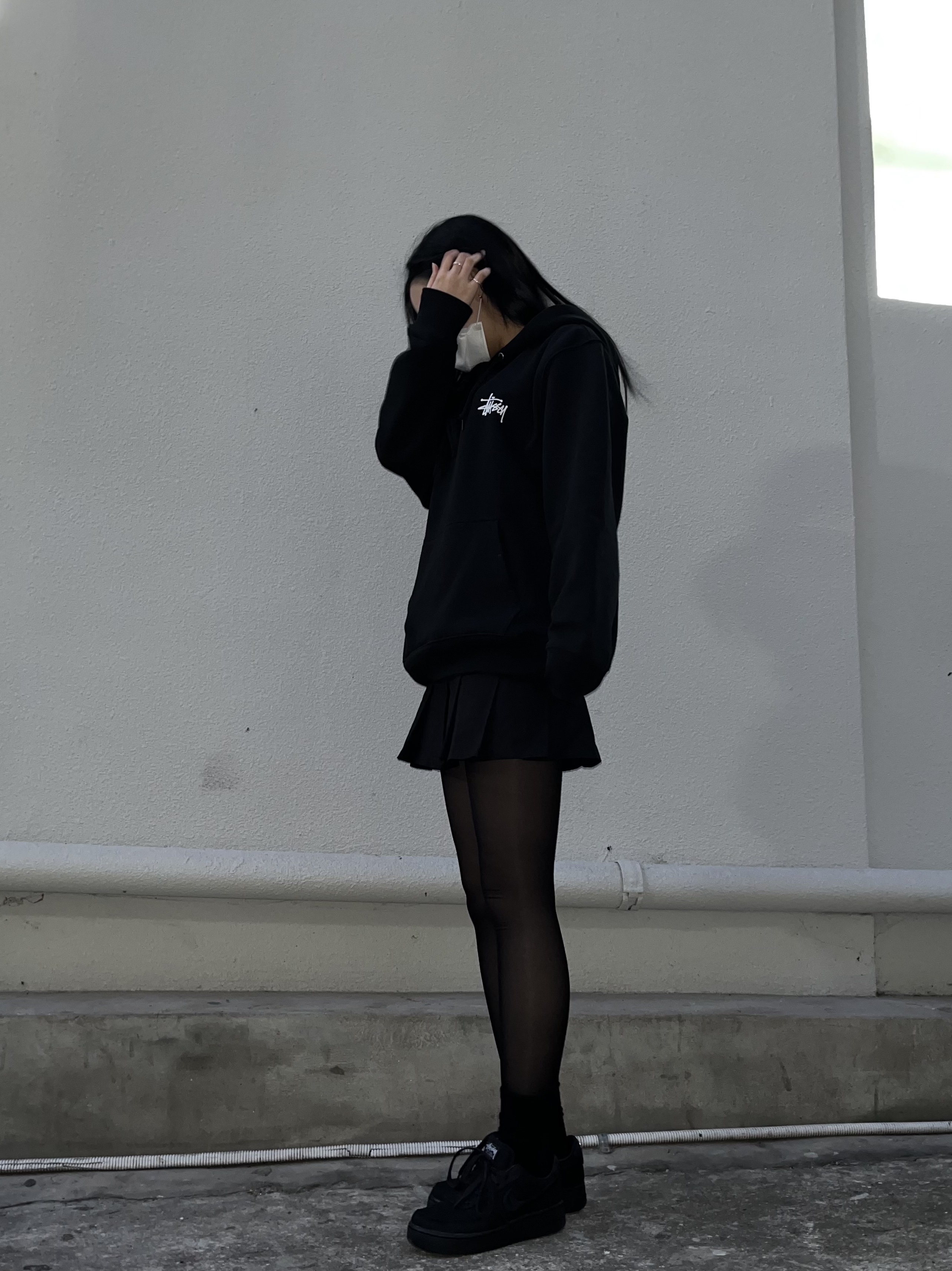 Stussy Basic Stussy Hoodie Black 2021, Nike x Stussy Air Force 1 Low Triple Black 착용 스타일