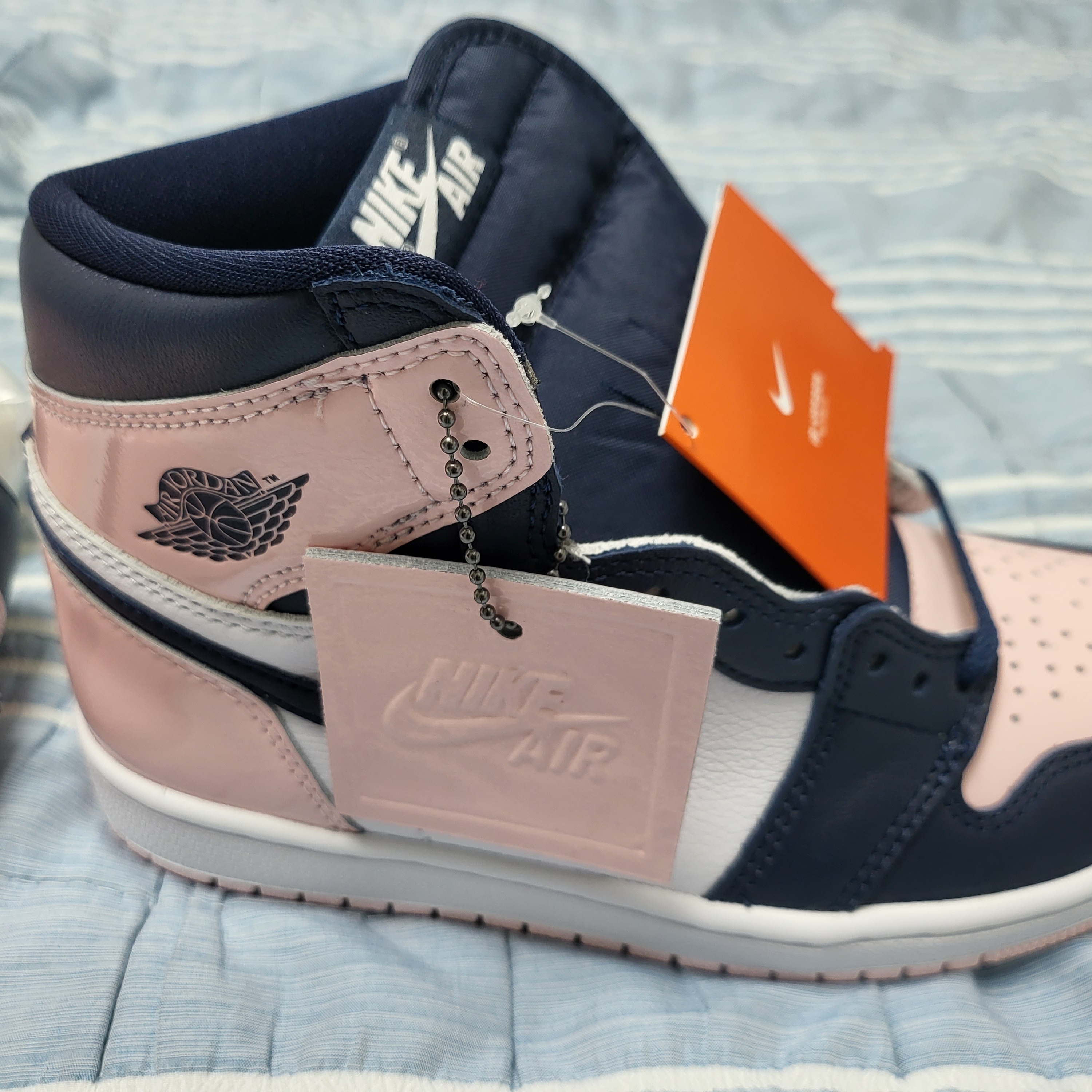 (W) Jordan 1 Retro High OG Atmosphere 착용 스타일 - 1