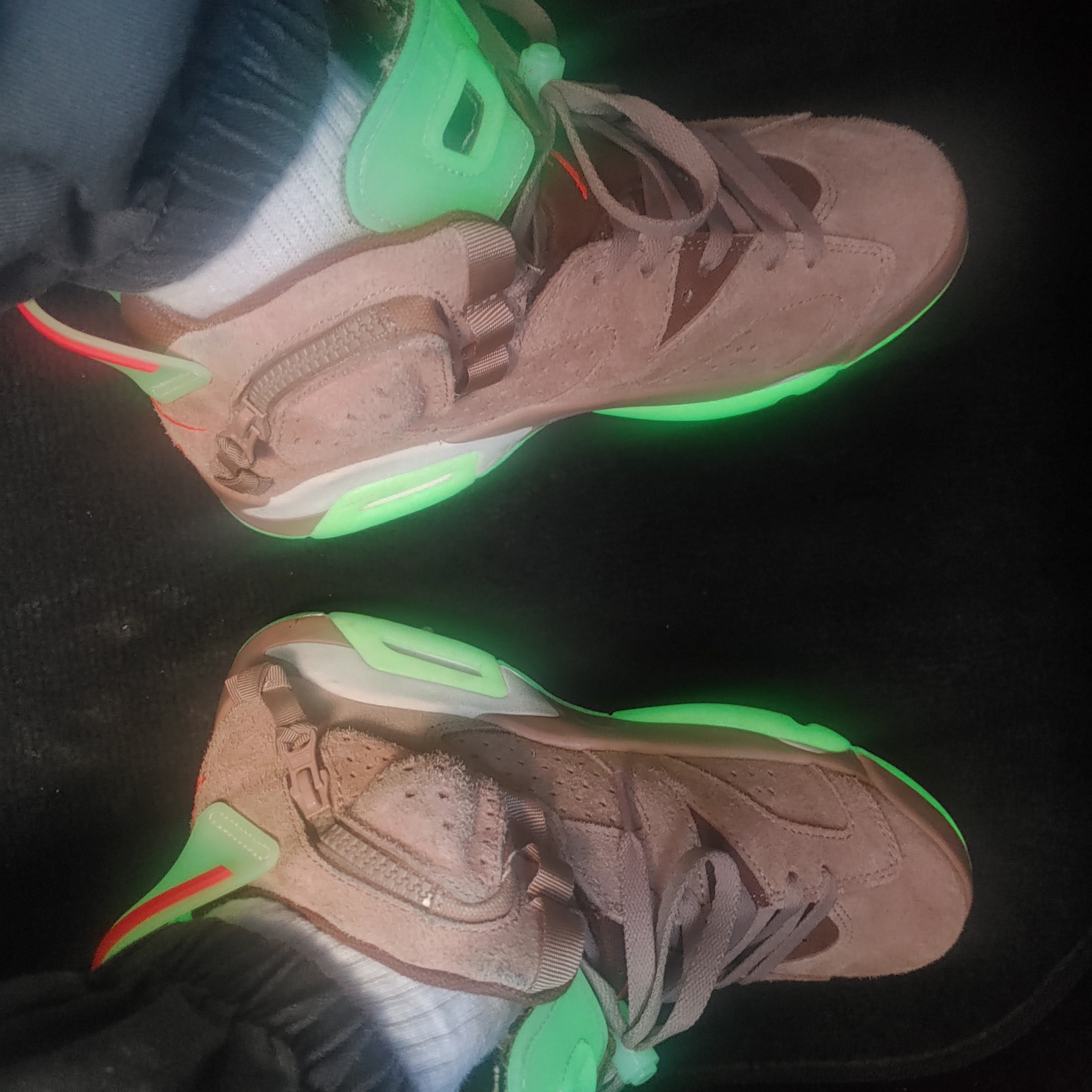 Jordan 6 x Travis Scott Retro SP British Khaki 착용 스타일