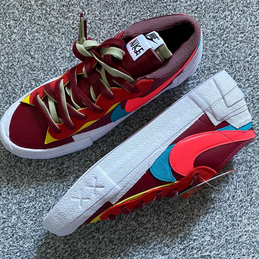 Nike x Sacai x Kaws Blazer Low Team Red 착용 스타일 - 1