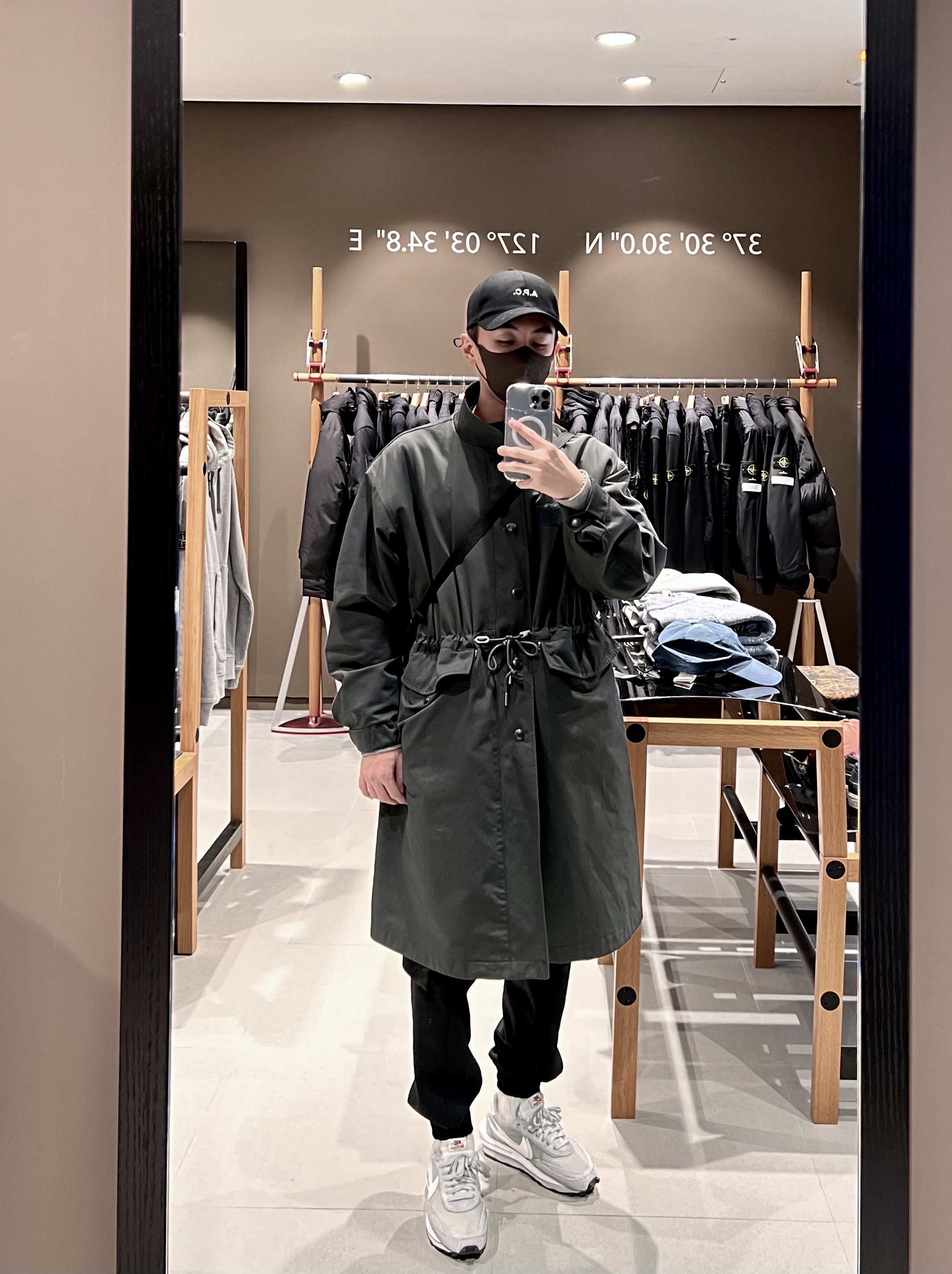 Nike x Sacai x Fragment LDWaffle Light Smoke Grey 착용 스타일
