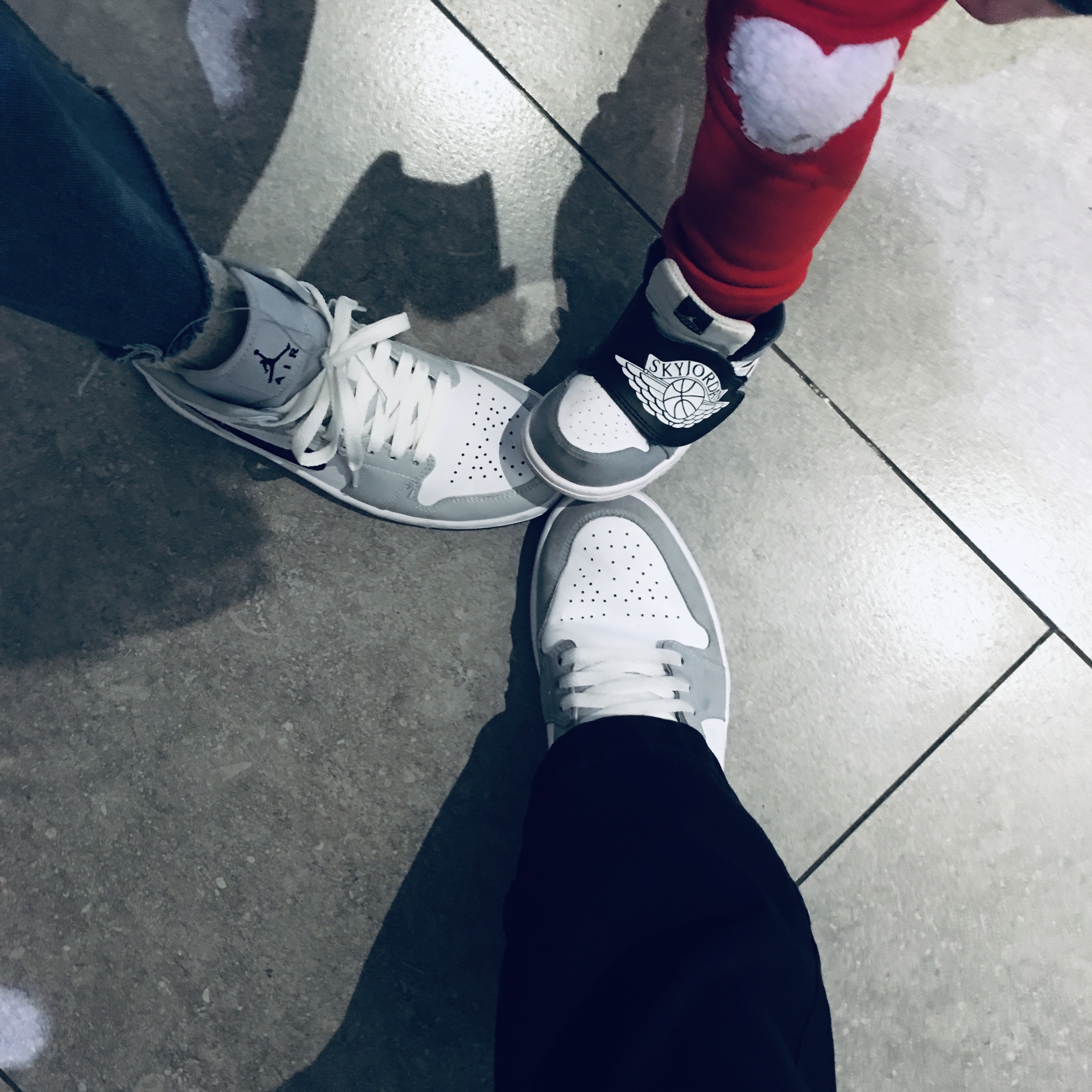 (W) Jordan 1 Mid Grey Fog, (W) Jordan 1 Low White Wolf Grey 착용 스타일