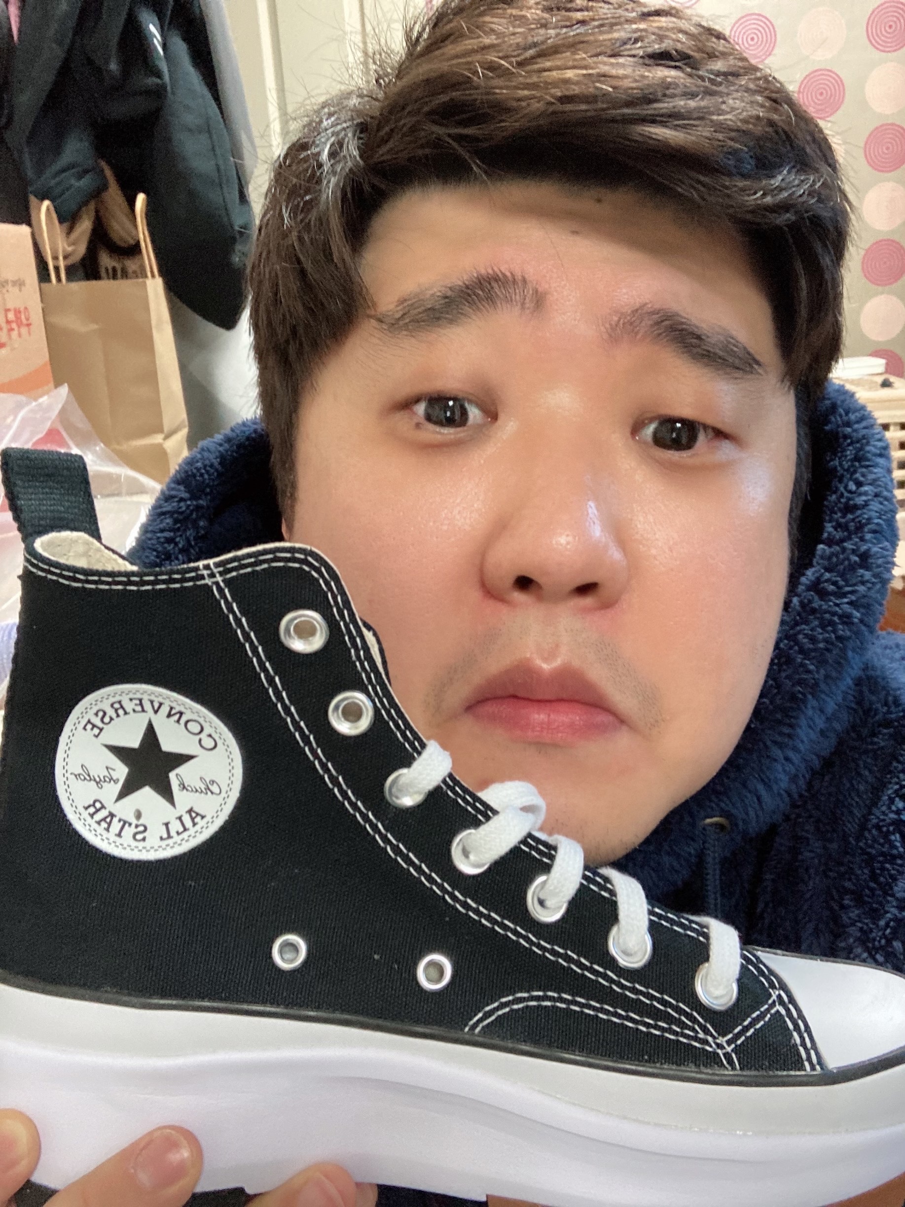 Converse Run Star Hike Hi Black White Gum 착용 스타일 - 2