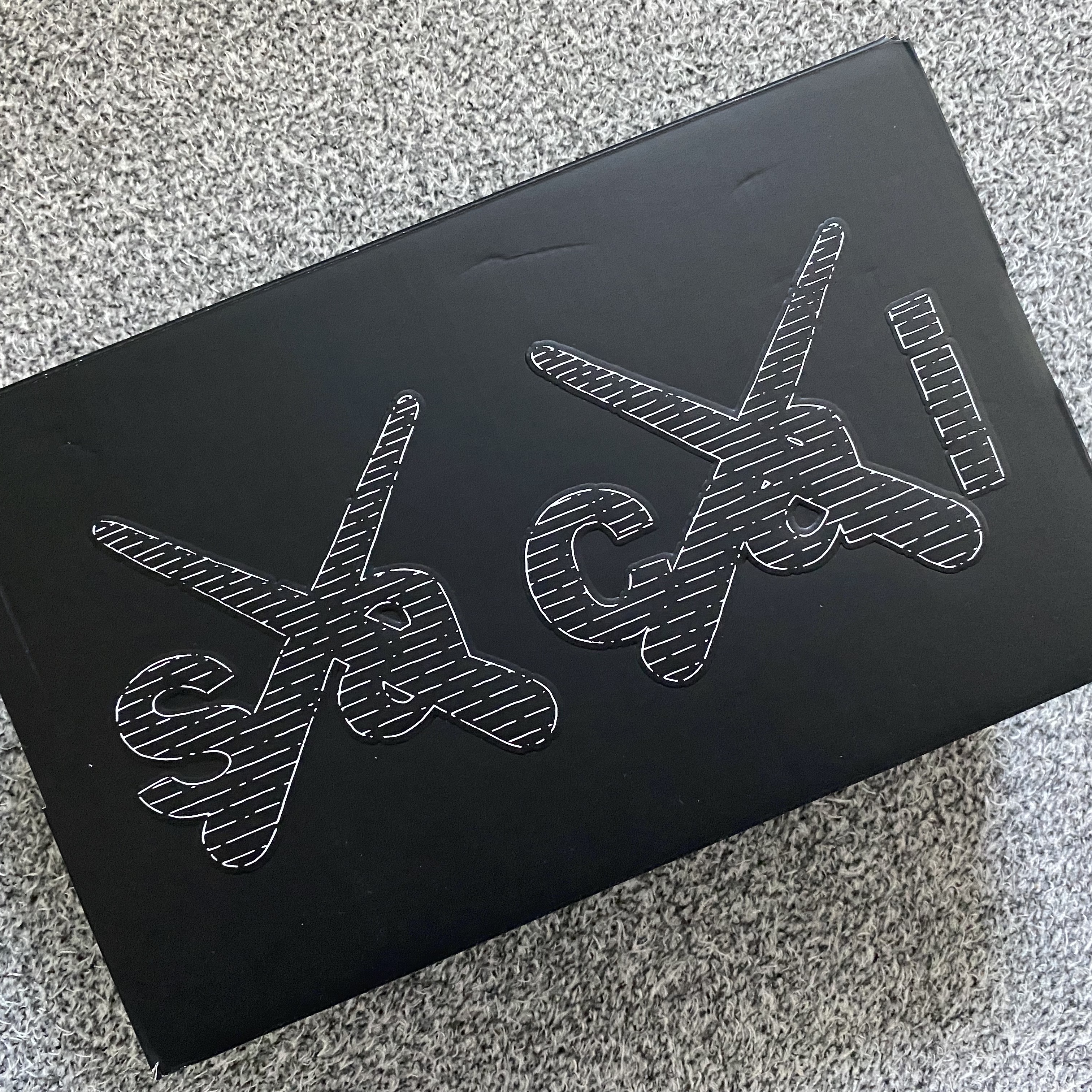 Nike x Sacai x Kaws Blazer Low Team Red 착용 스타일 - 4